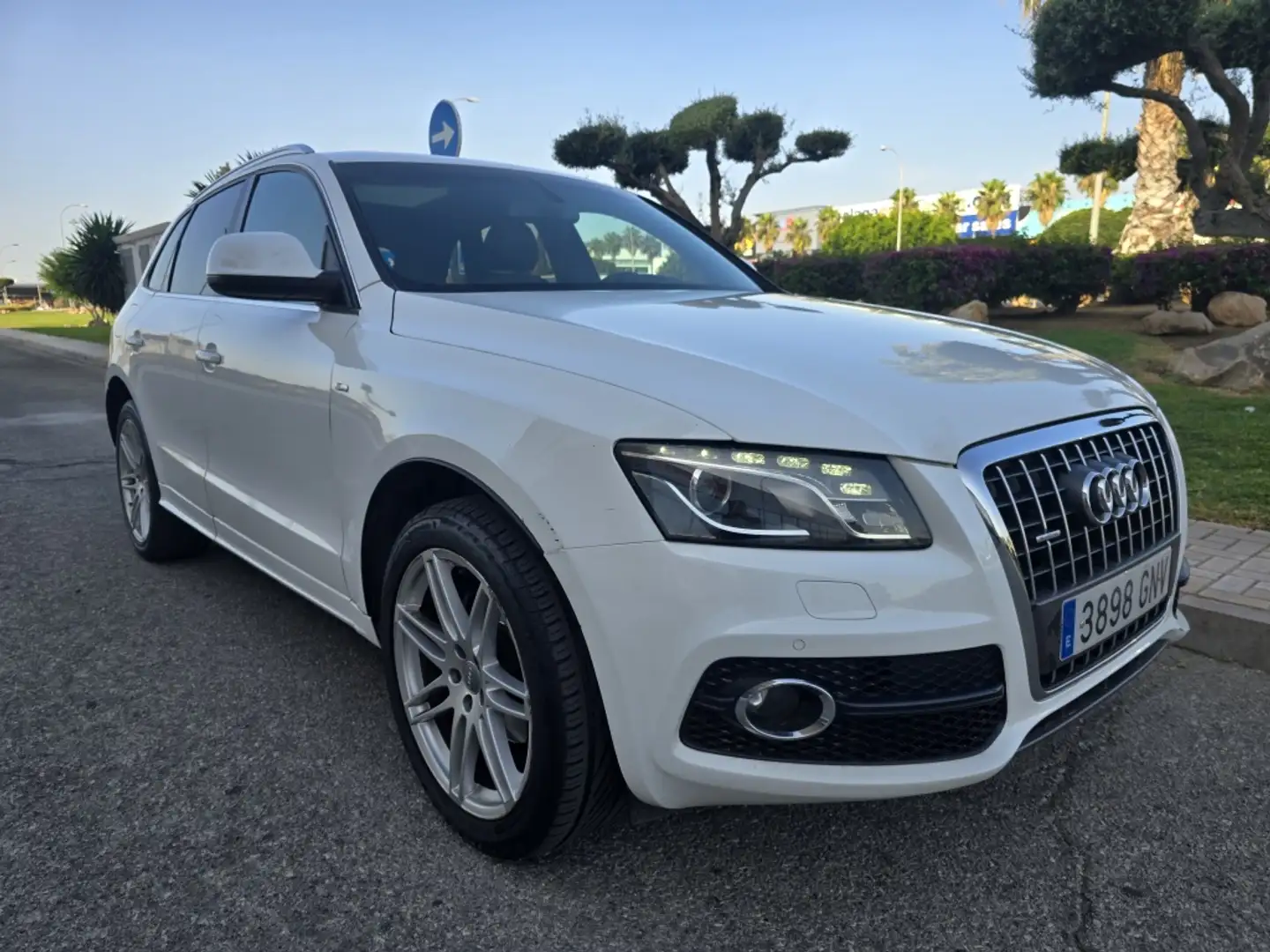 Audi Q5 2.0TDI quattro 170 DPF Blanco - 1