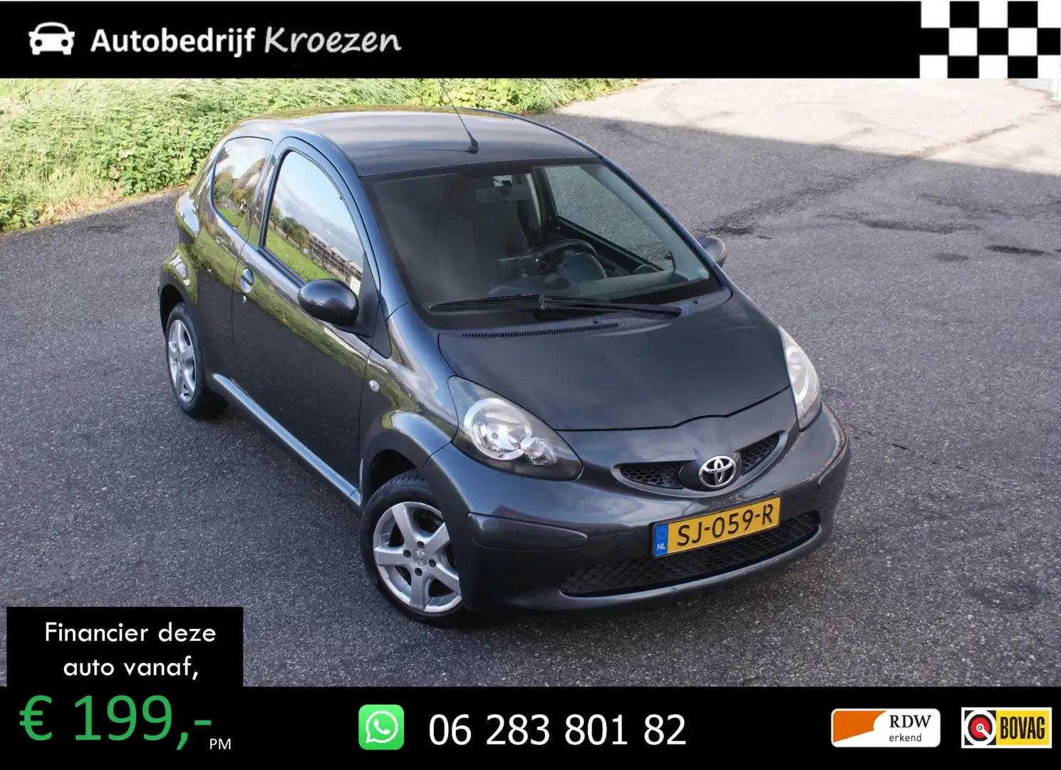 Toyota Aygo 1.0-12V | Carplay | Airco | Lage KM | Gris - 1