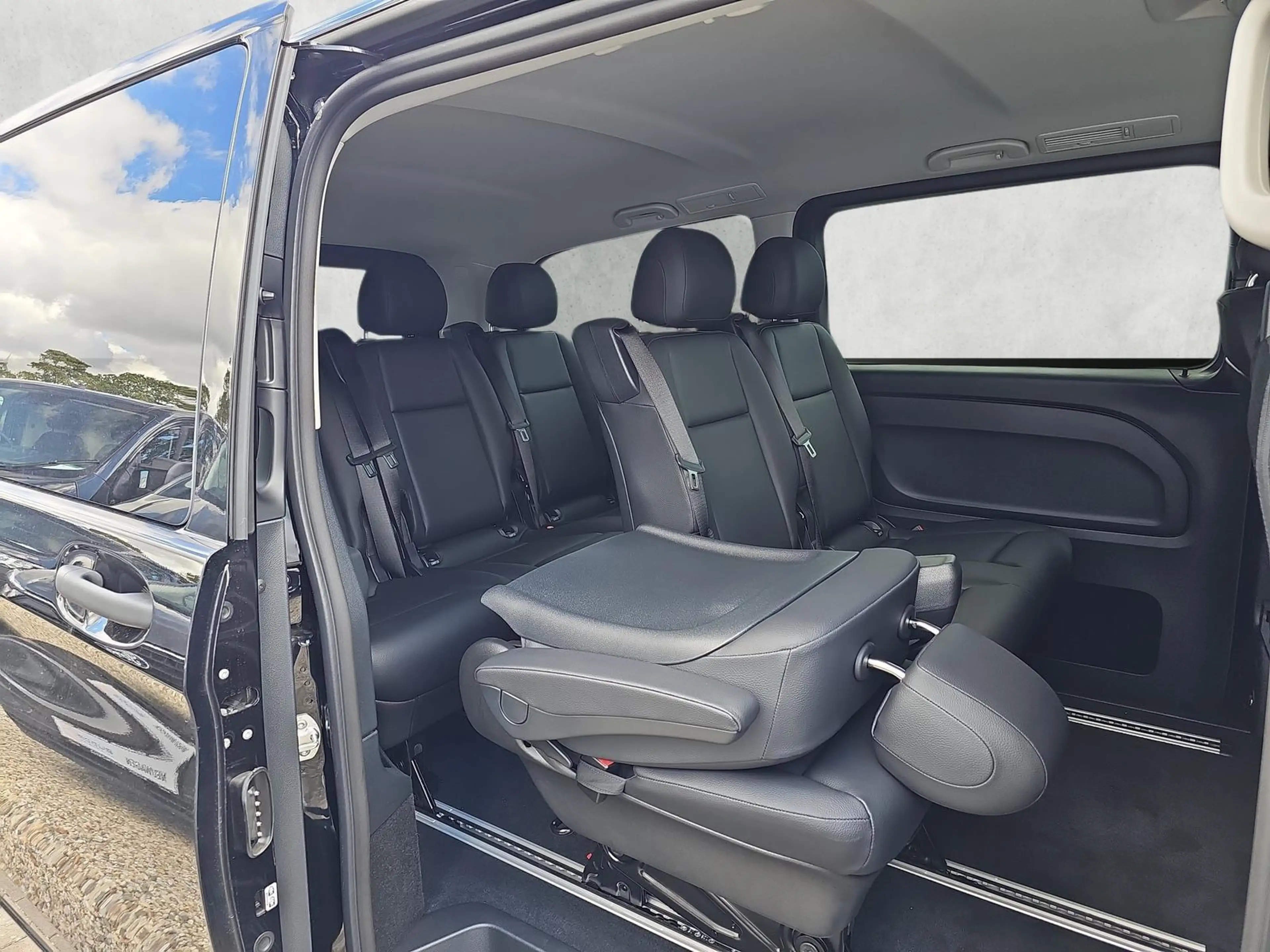 Mercedes-Benz Vito 116 CDI RWD SELECT lang (447.703) Tourer 9G-Tro... — photo 13