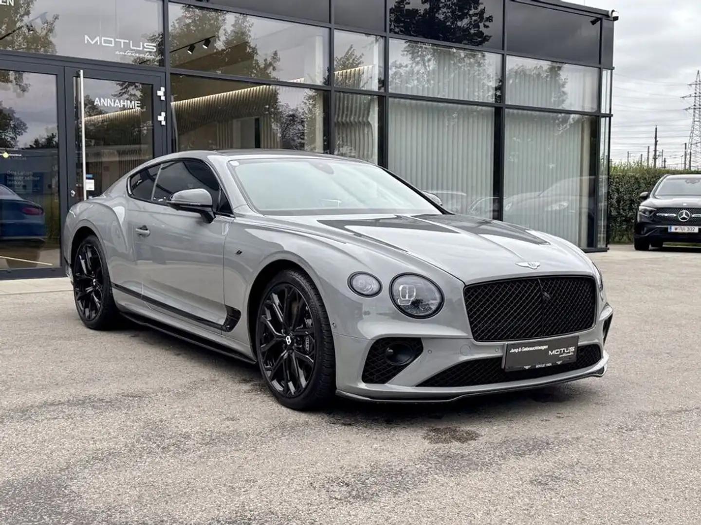 Bentley Continental GT S V8 Grau - 1