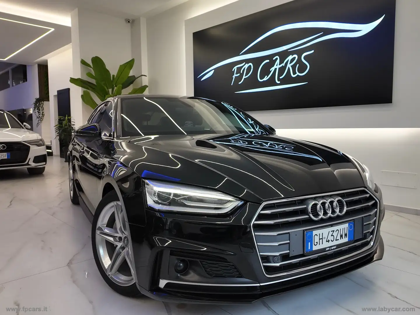 Audi A5 SPB 2.0 TDI 190CV S tronic S-LINE Noir - 1