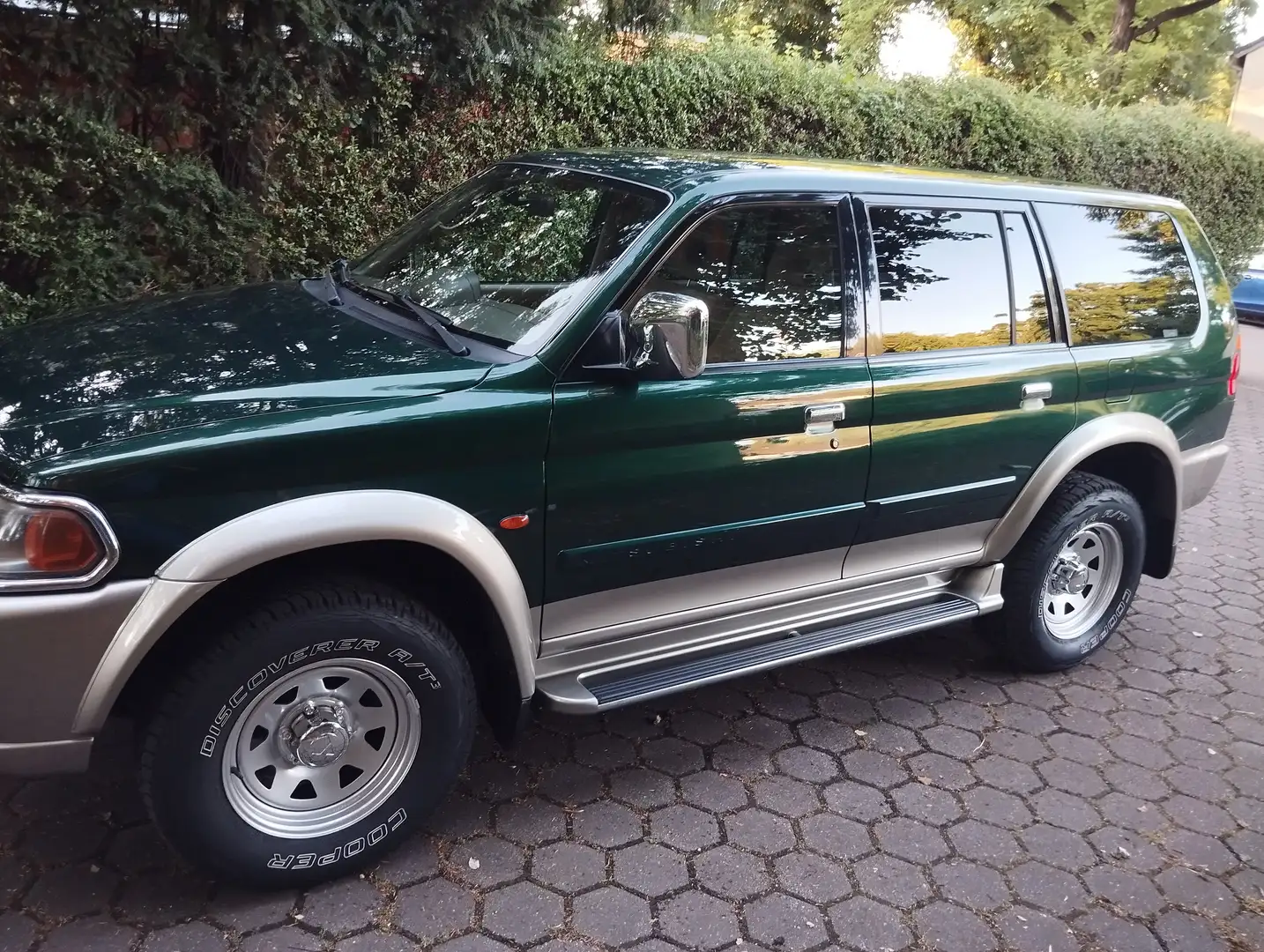 Mitsubishi Pajero Sport Pajero Edition Sport-Scheck Vert - 1