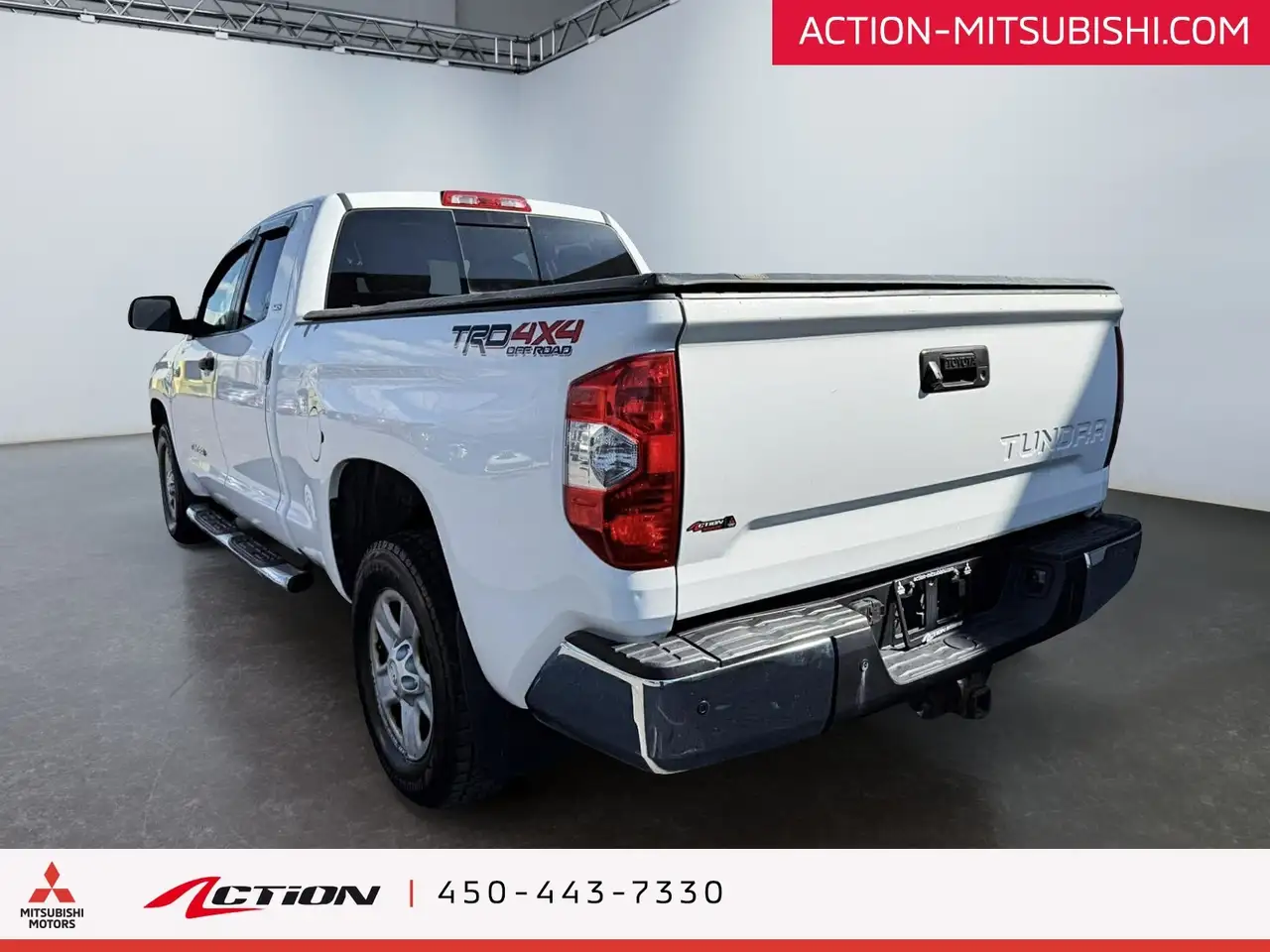 Toyota Tundra снимка Toyota Tundra