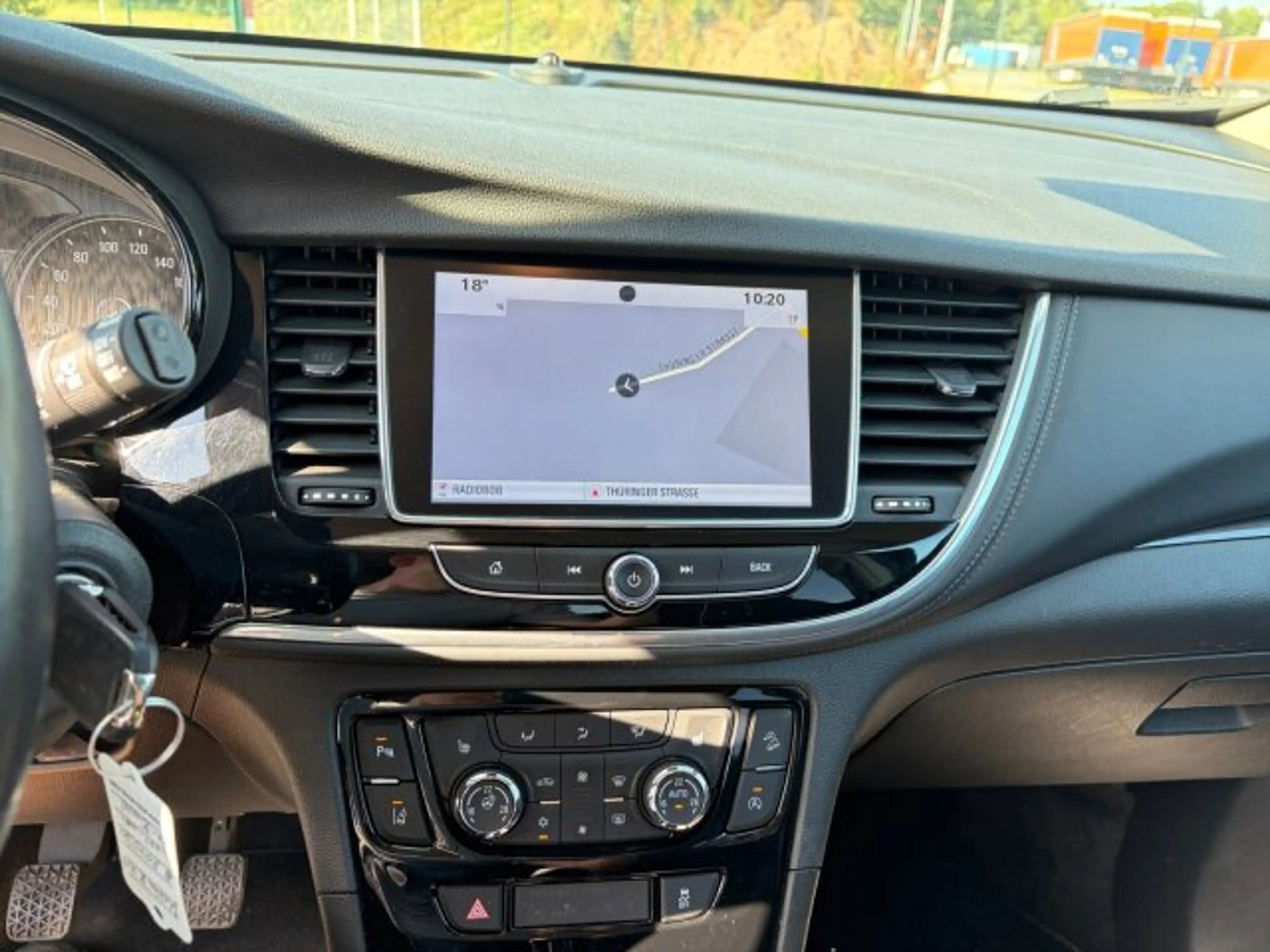 Opel Mokka X Mokka X Innovation +Navigation+Kamera+LED+ — photo 12