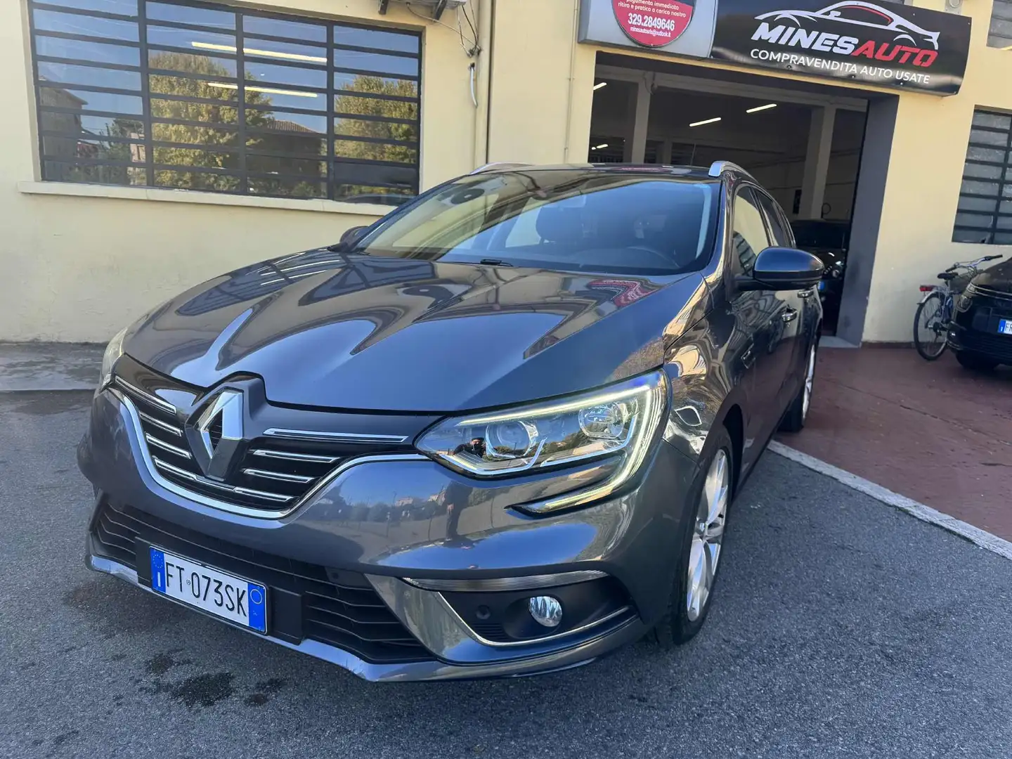 Renault Megane Megane 2016 Sporter 1.5 dci energy Intens 110cv Gris - 1
