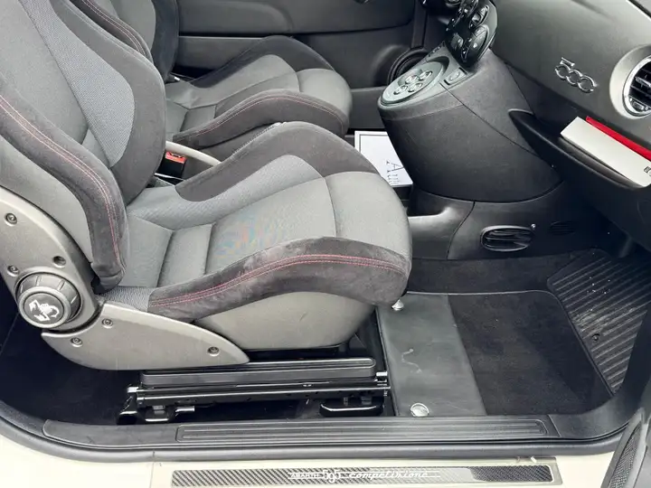 Abarth 595C 2016, foto 10