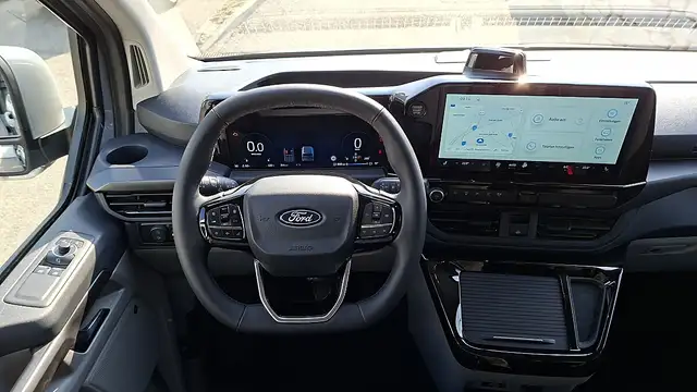 Ford Tourneo Custom Bus 2,0 EcoBlue 320 L1H1 AWD Sport Aut. Ansicht 10