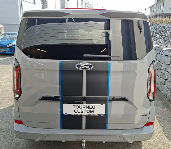 Ford Tourneo Custom Bus 2,0 EcoBlue 320 L1H1 AWD Sport Aut. Ansicht 5