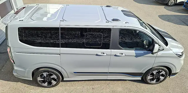 Ford Tourneo Custom Bus 2,0 EcoBlue 320 L1H1 AWD Sport Aut. Ansicht 6
