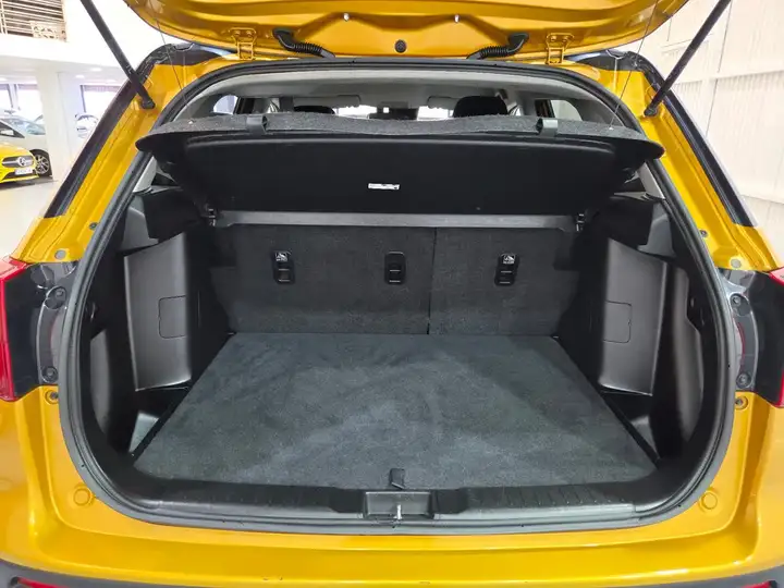 Suzuki Vitara 1.4 GLE Mild Hybrid 2020, foto 12