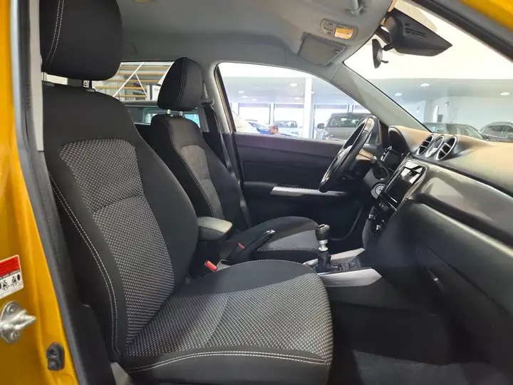 Suzuki Vitara 1.4 GLE Mild Hybrid 2020, foto 9