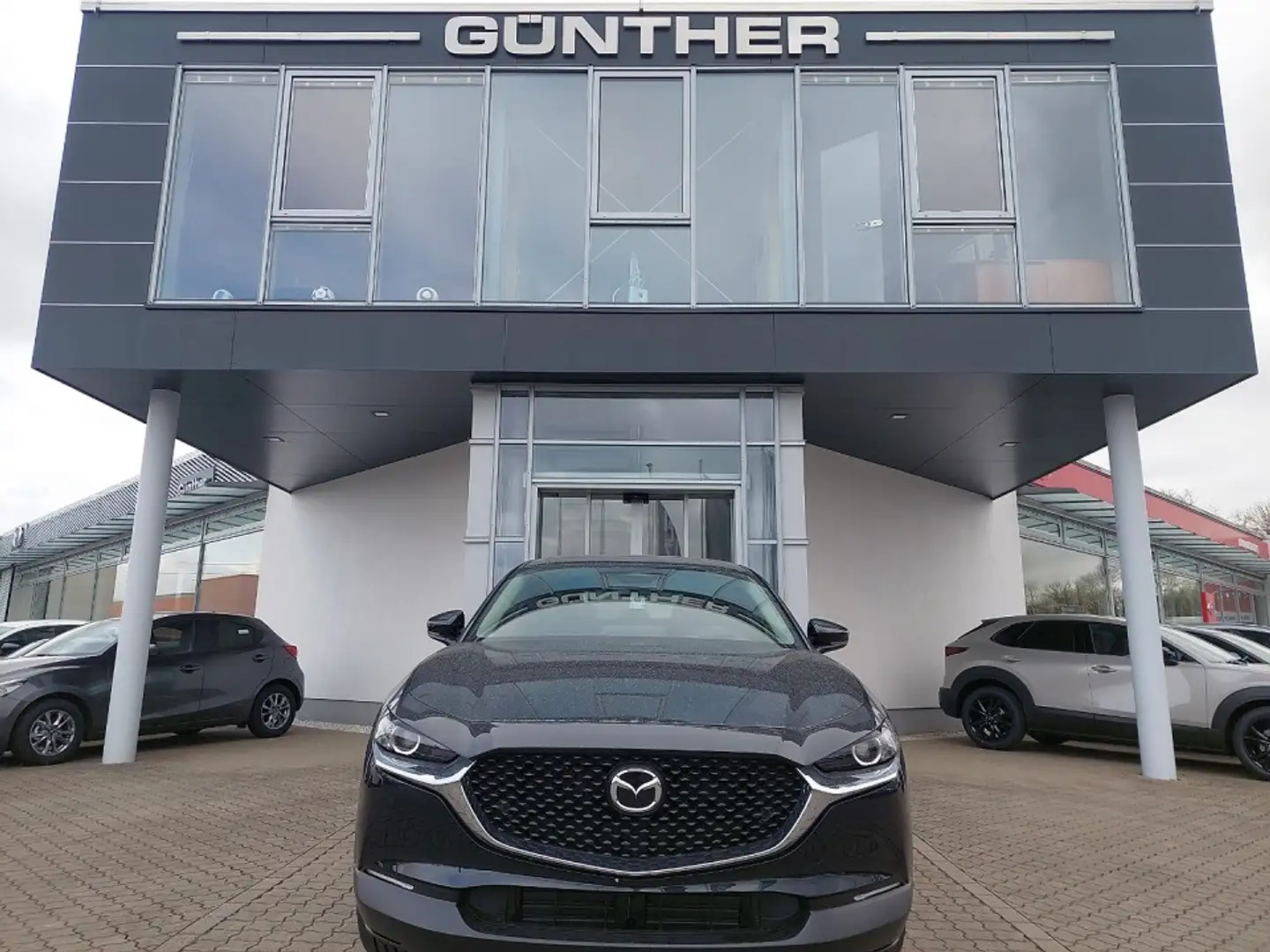 Mazda CX-30 2.5L 140ps Centre-line, sofort Schwarz - 1