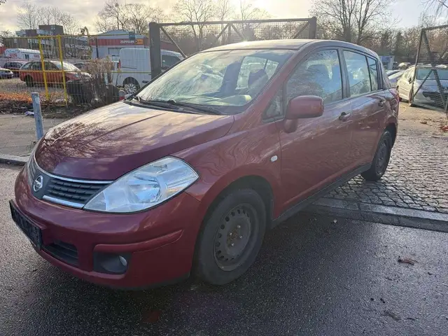 Nissan Tiida Acenta