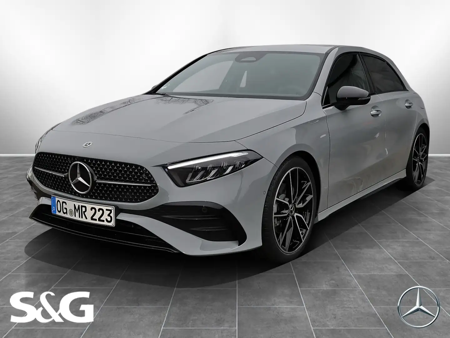 Mercedes-Benz A 200 AMG MBUX+LED+AHK+Distro+Standhzg+Night+19 - 1