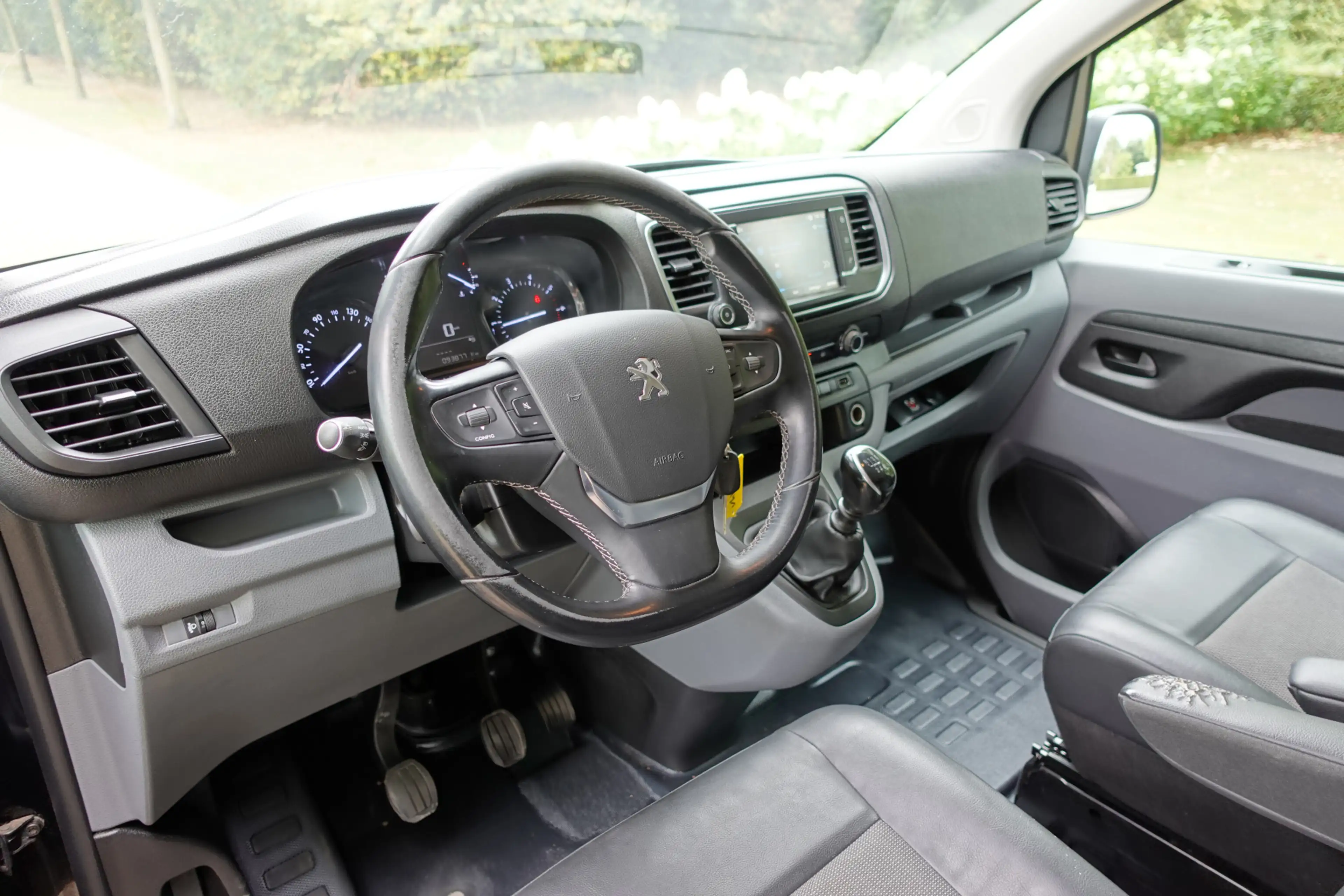 Peugeot Expert 2.0 BlueHDI 120 Standard Premium | Trekhaak | Came — photo 3