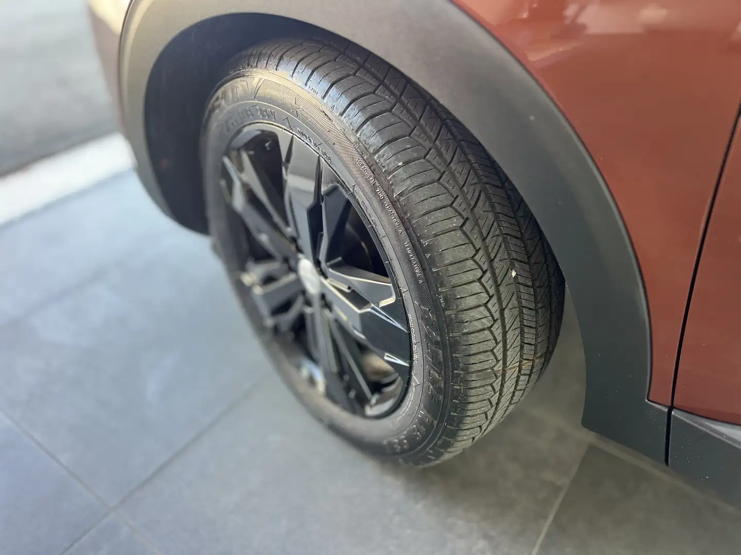 Peugeot 3008 3008 1.6 bluehdi GT Line Braun - 2