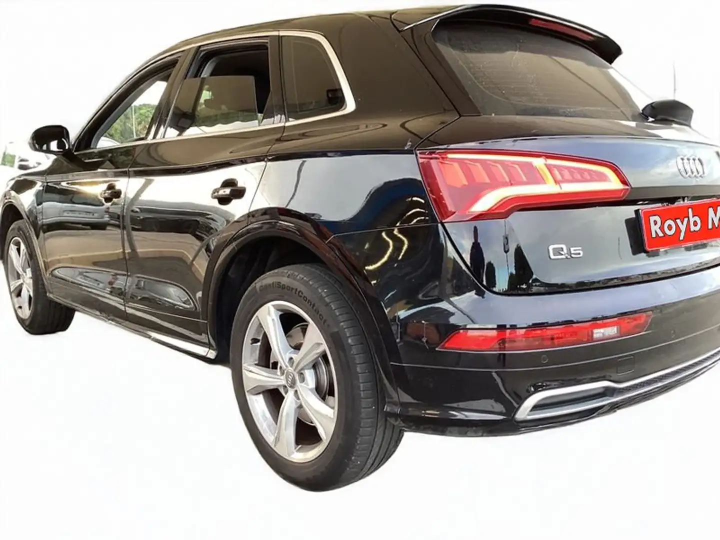 Audi Q5 2.0TDI S line quattro-ultra S tronic 120kW Černá - 2