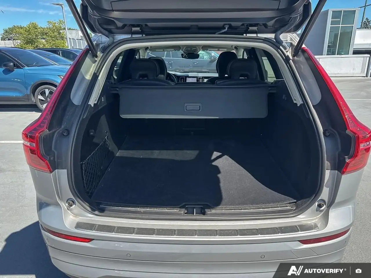 Volvo XC60 снимка Volvo XC60