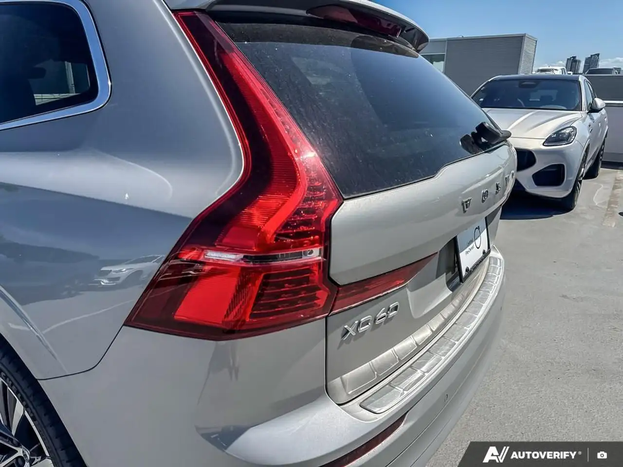 Volvo XC60 снимка Volvo XC60