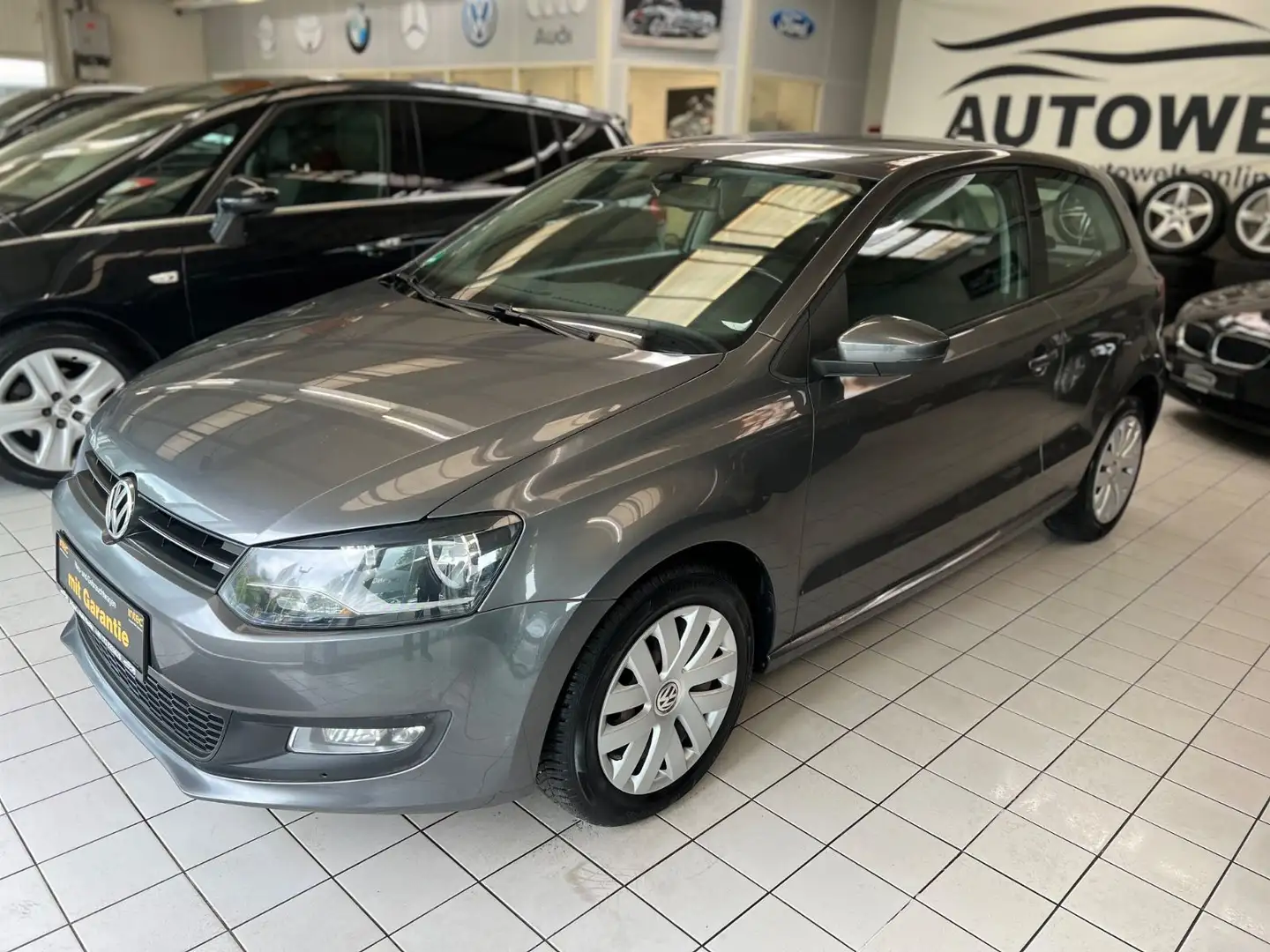 Volkswagen Polo V Team*TÜVneu*Garantie*1 Hand*Navi*kamera* Grigio - 1
