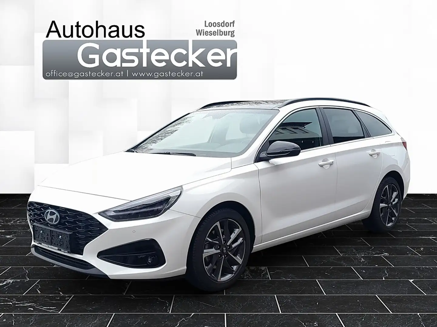 Hyundai i30 Kombi 1,5 TGDI 48V Go! Plus DCT Weiß - 1