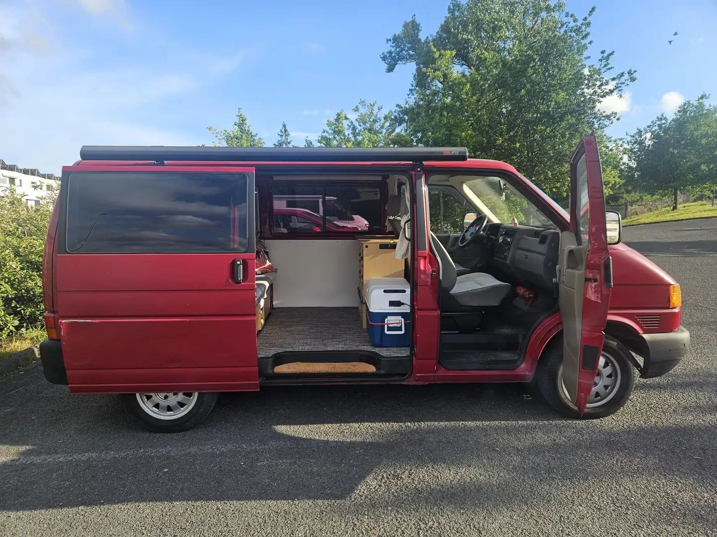 Volkswagen T4 Kombi 1.9 td 68cv Rojo - 2