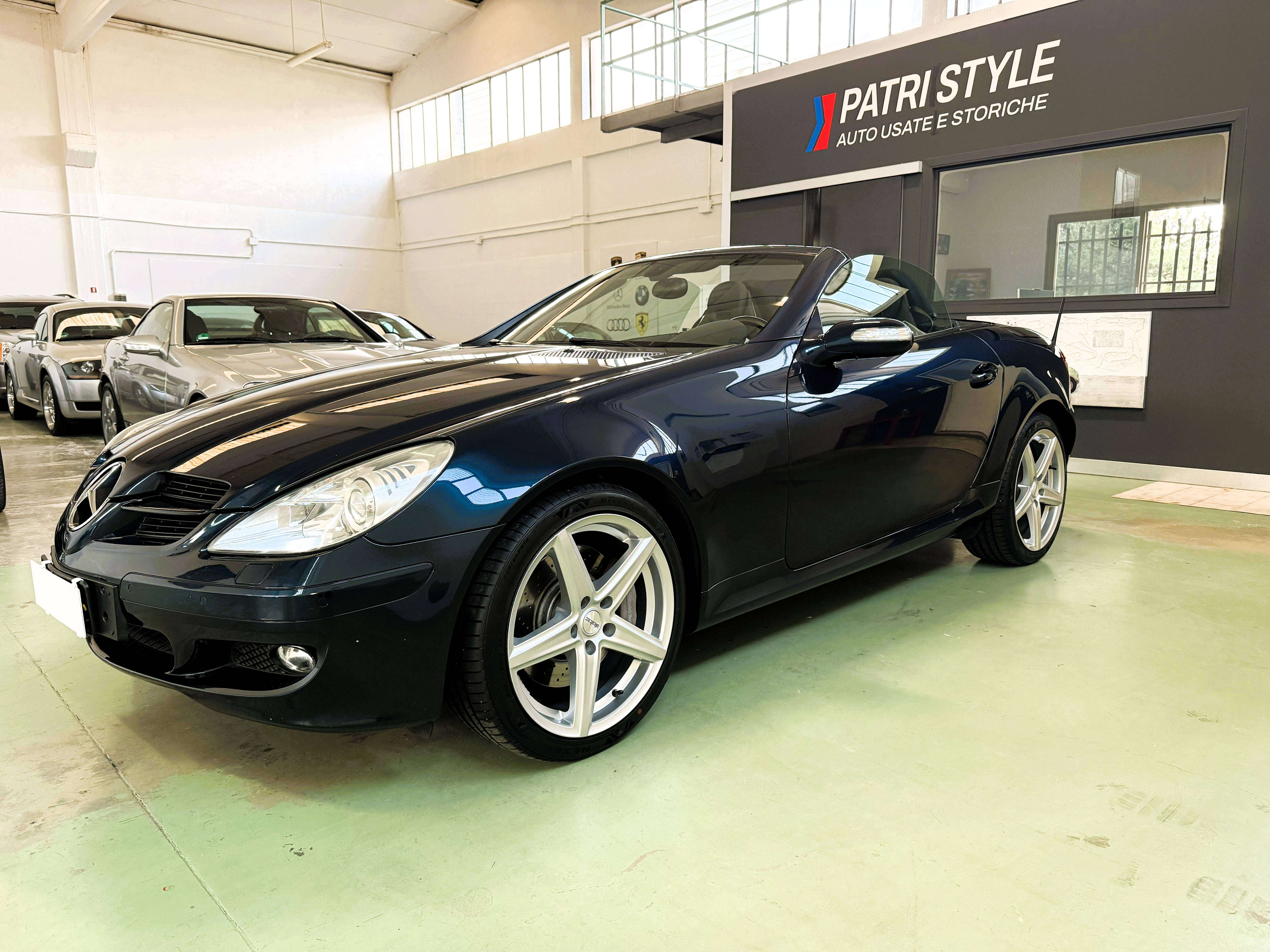 Mercedes-Benz SLK 350