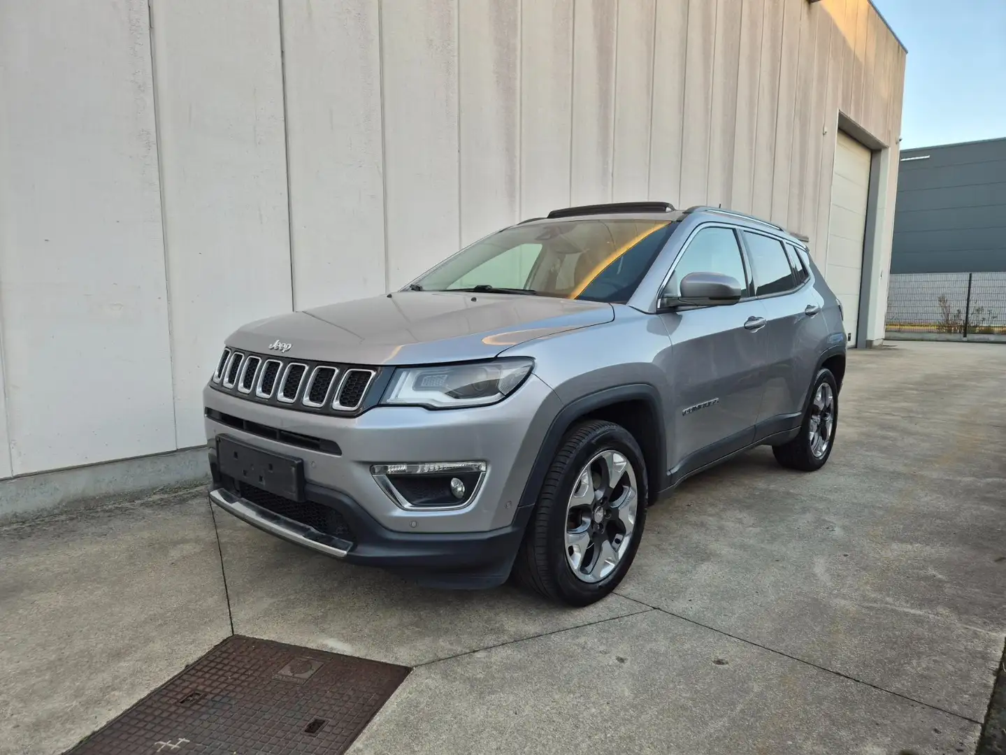 Jeep Compass 1.4i MultiAir Limited FULL Leder Xenon Pano GPS Gris - 1