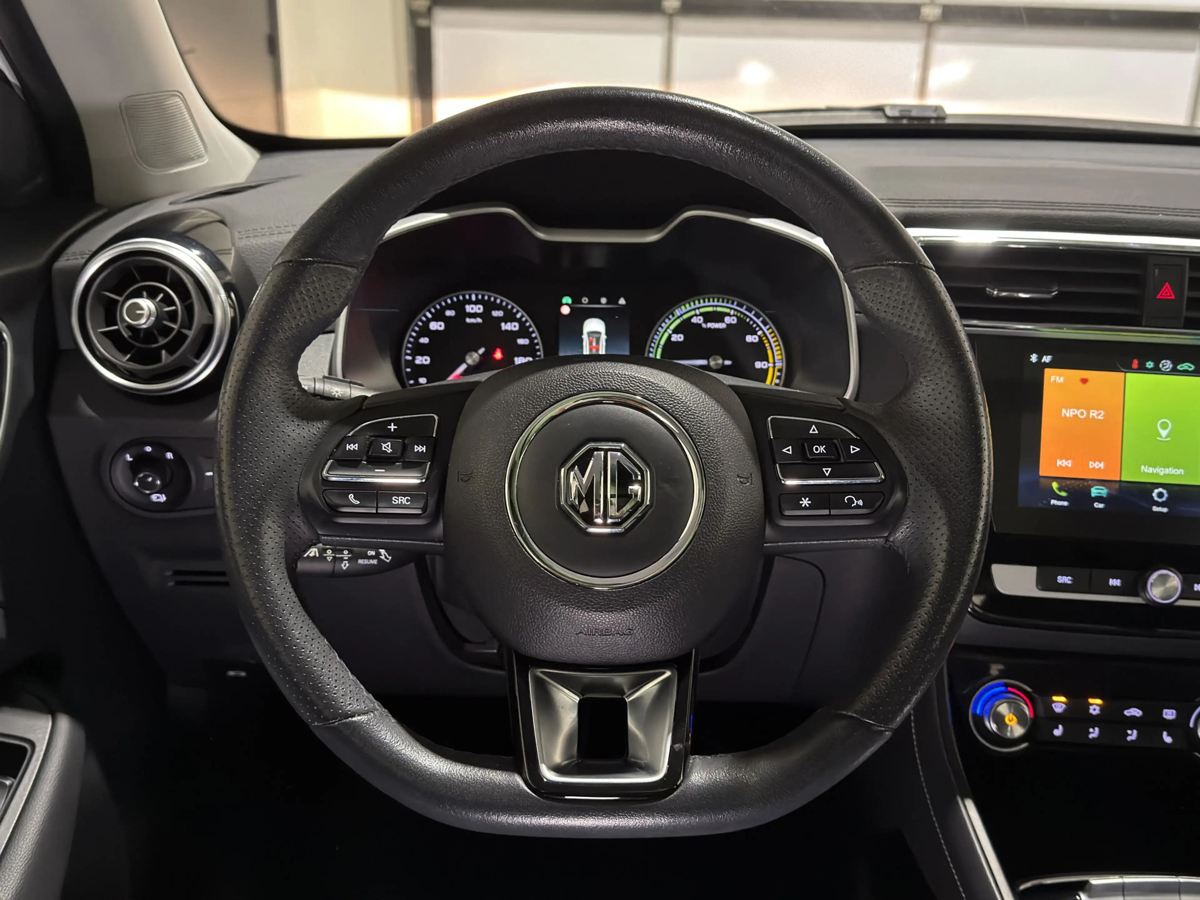 MG ZS EV Luxury 45 kWh | Panoramadak | Leder interieur | — photo 24
