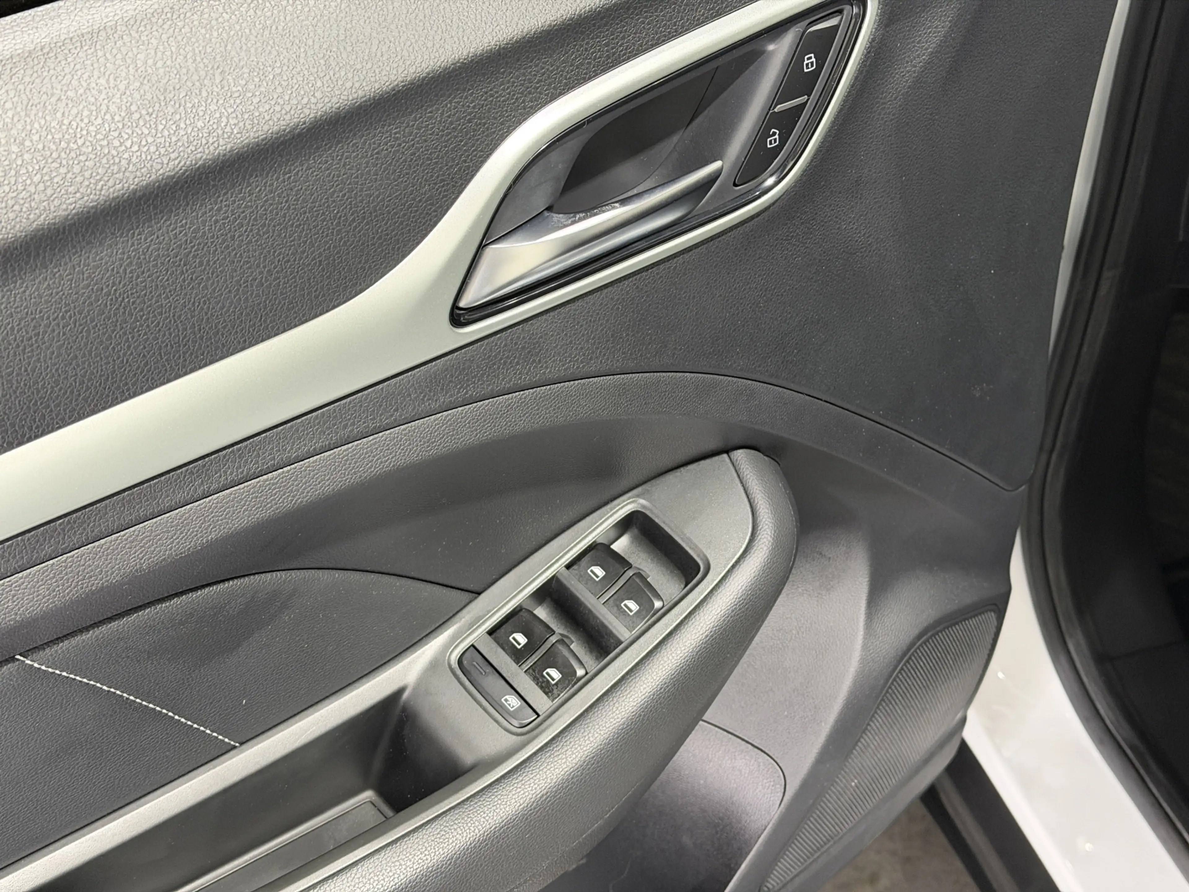MG ZS EV Luxury 45 kWh | Panoramadak | Leder interieur | — photo 16