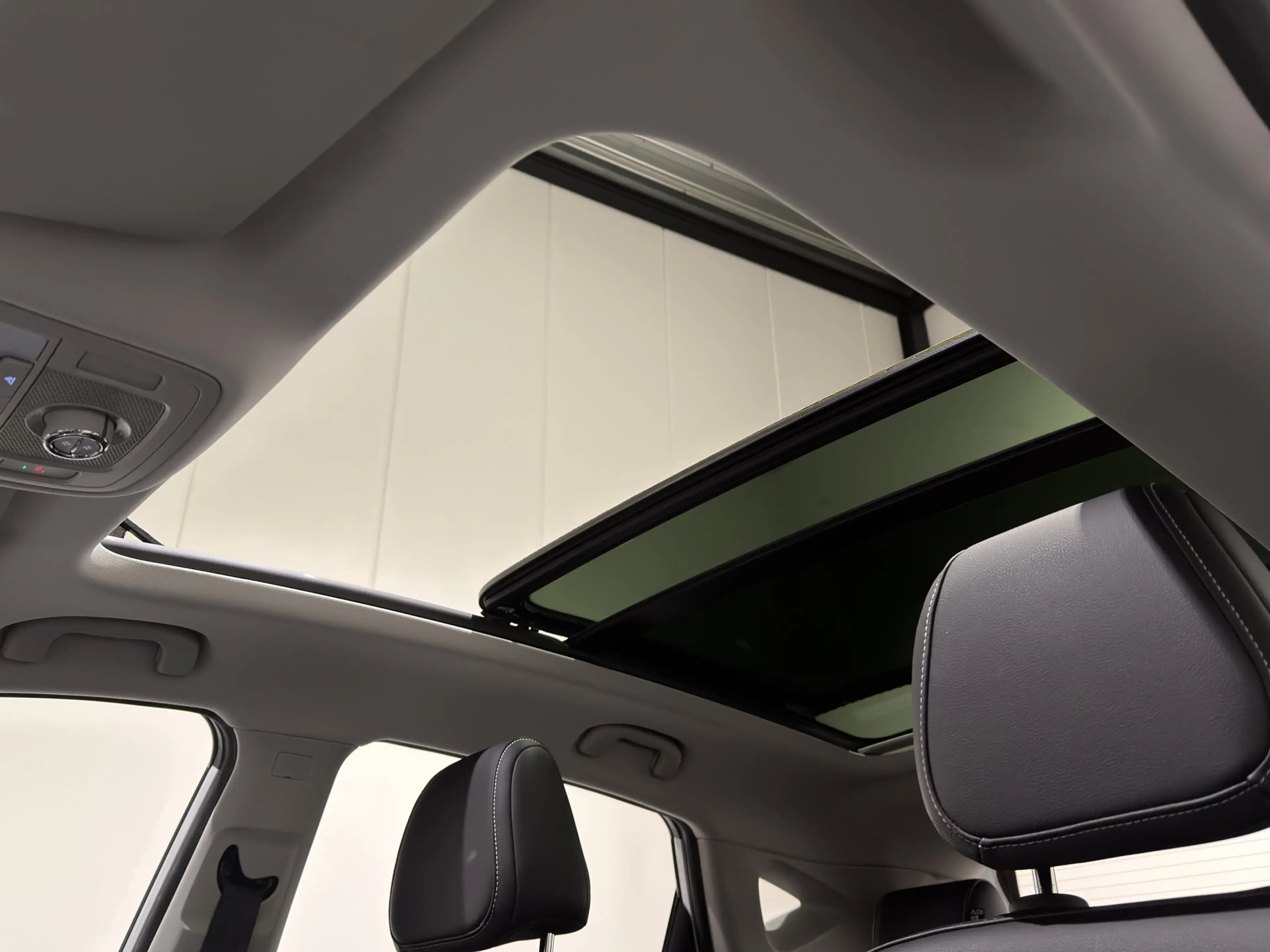 MG ZS EV Luxury 45 kWh | Panoramadak | Leder interieur | — photo 18