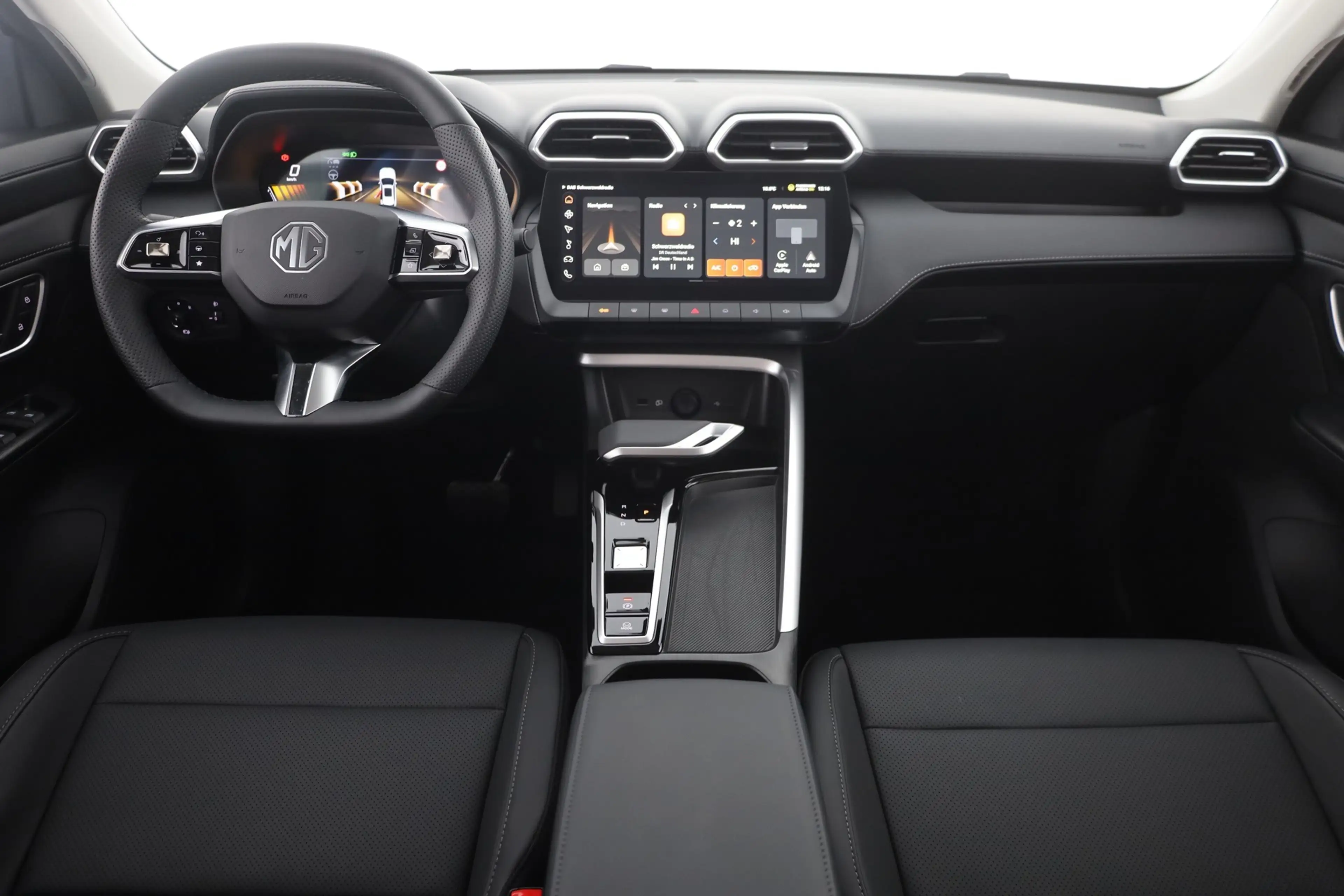 MG ZS 1.5 Hybrid Luxury Aut. LED ACC Navi Kamera — photo 9