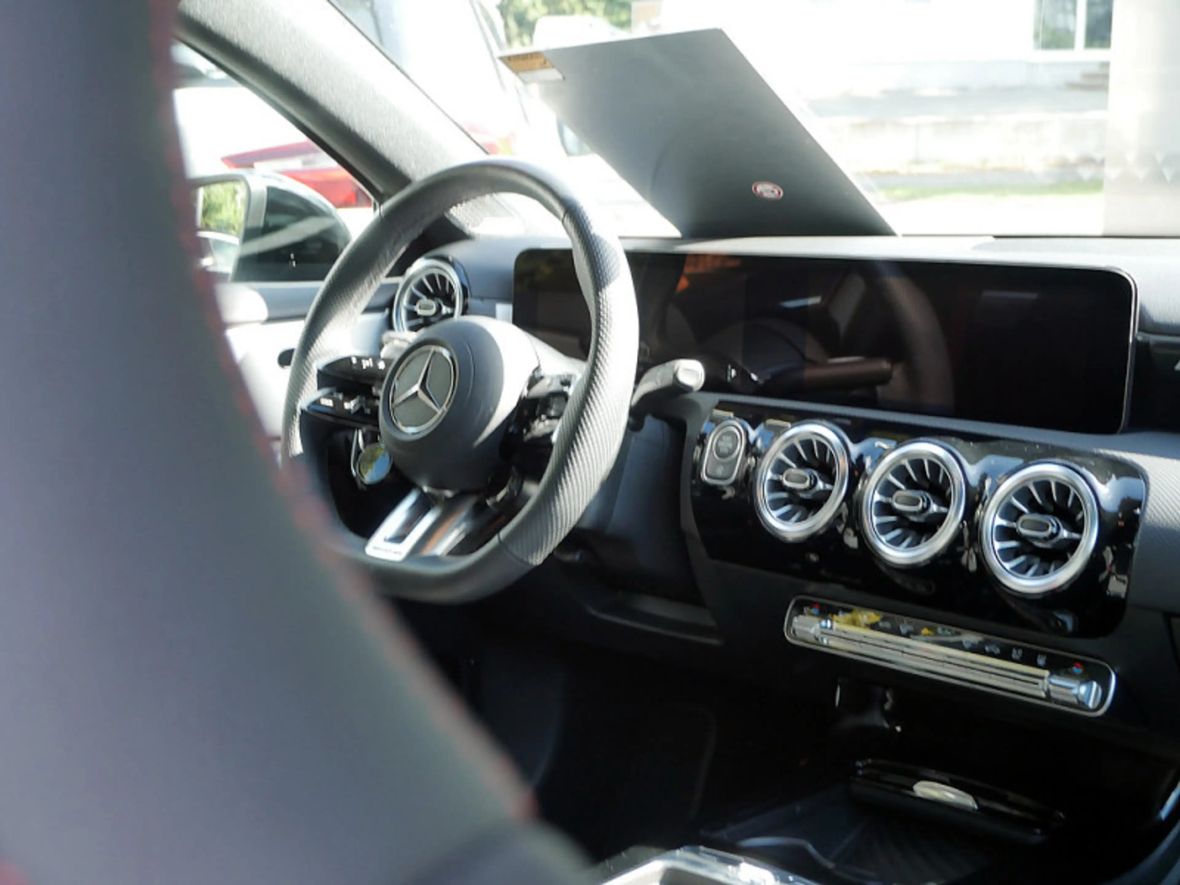 Mercedes-Benz A 35 AMG 4M , AMG BURM NIGHT MULTI KAMERA SPUR — photo 11