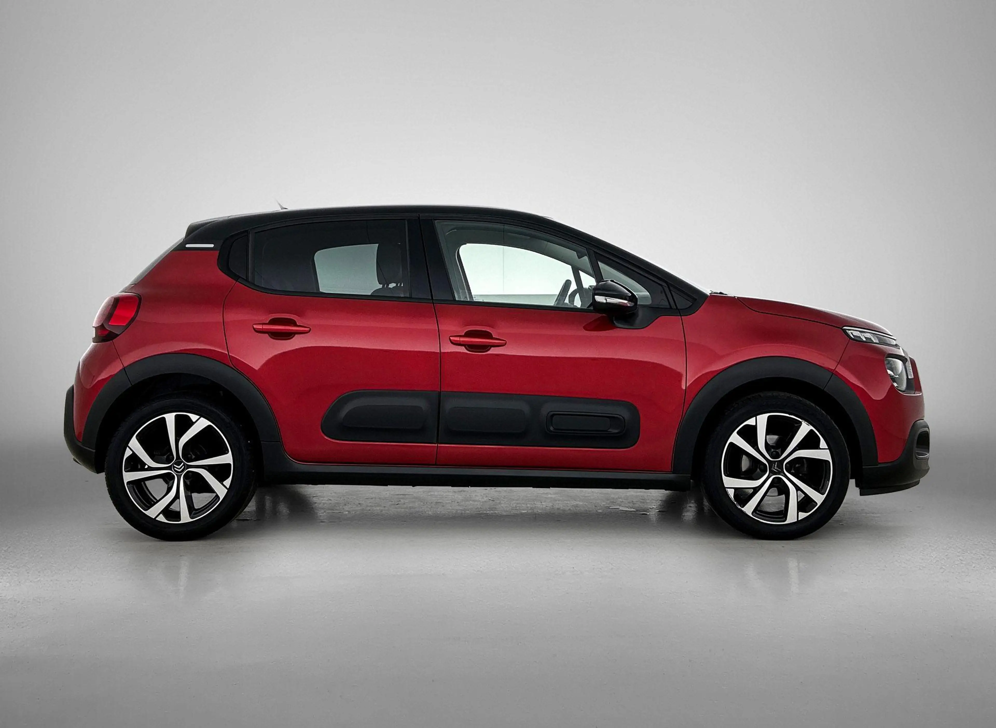 Citroen C3 Shine 83pk | Navigatie | Achteruitrijcamera | Clim — photo 7