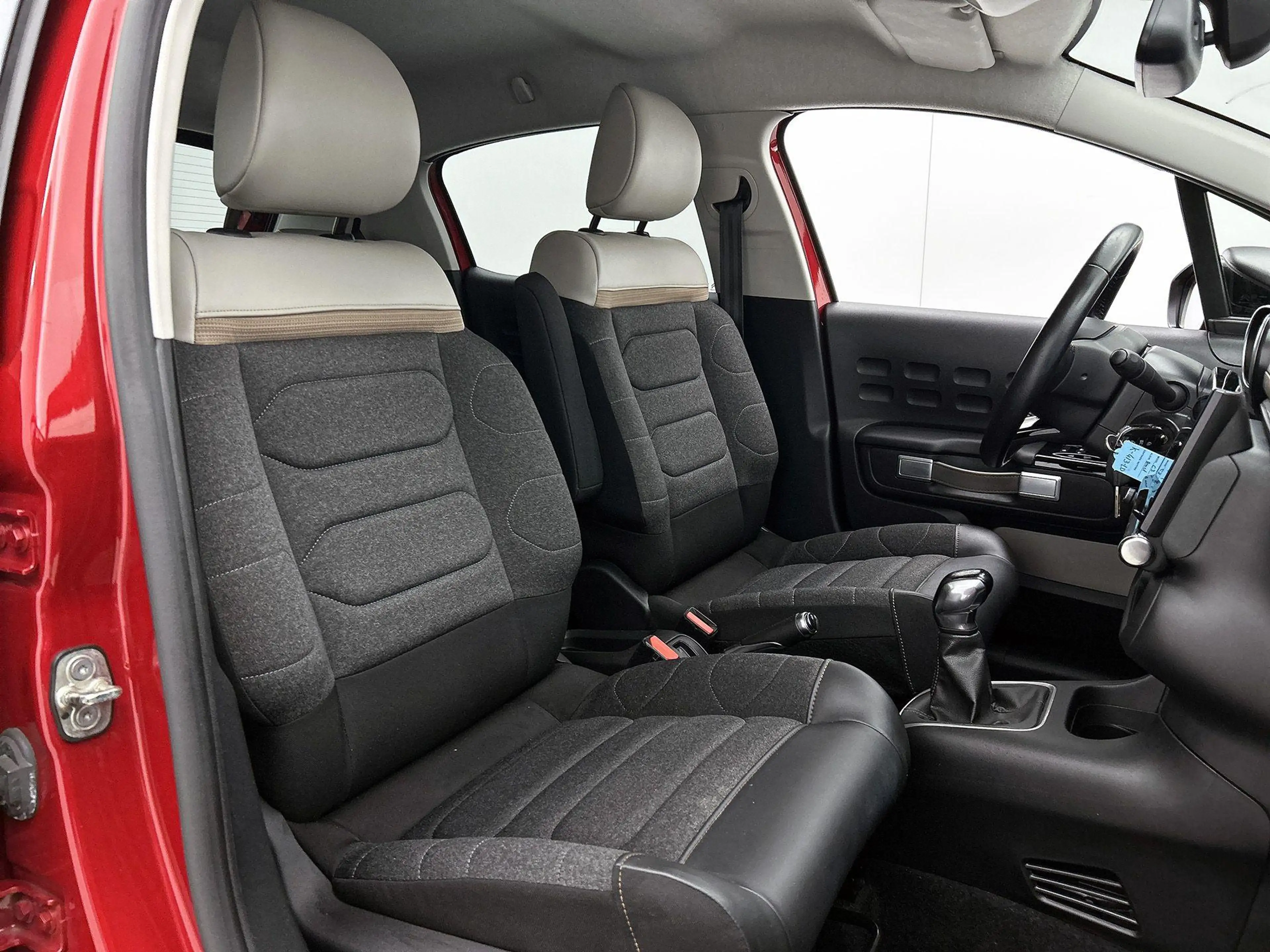 Citroen C3 Shine 83pk | Navigatie | Achteruitrijcamera | Clim — photo 14