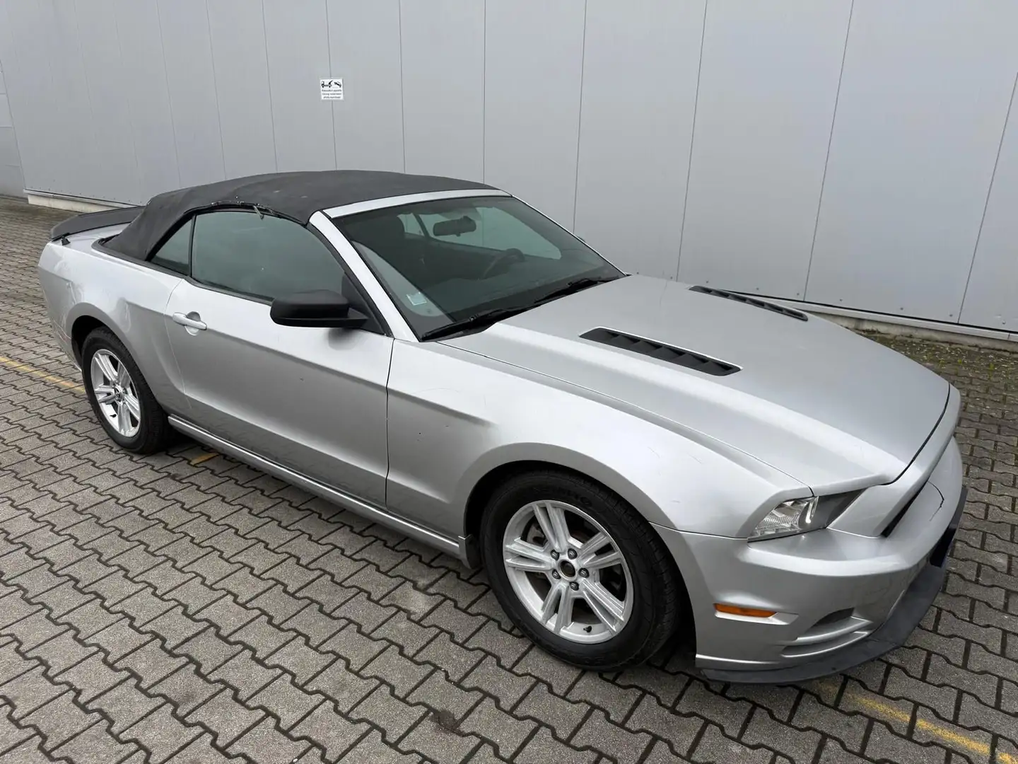 Ford Mustang 3,7 V6 Cabrio Automatik Xenon Argent - 2