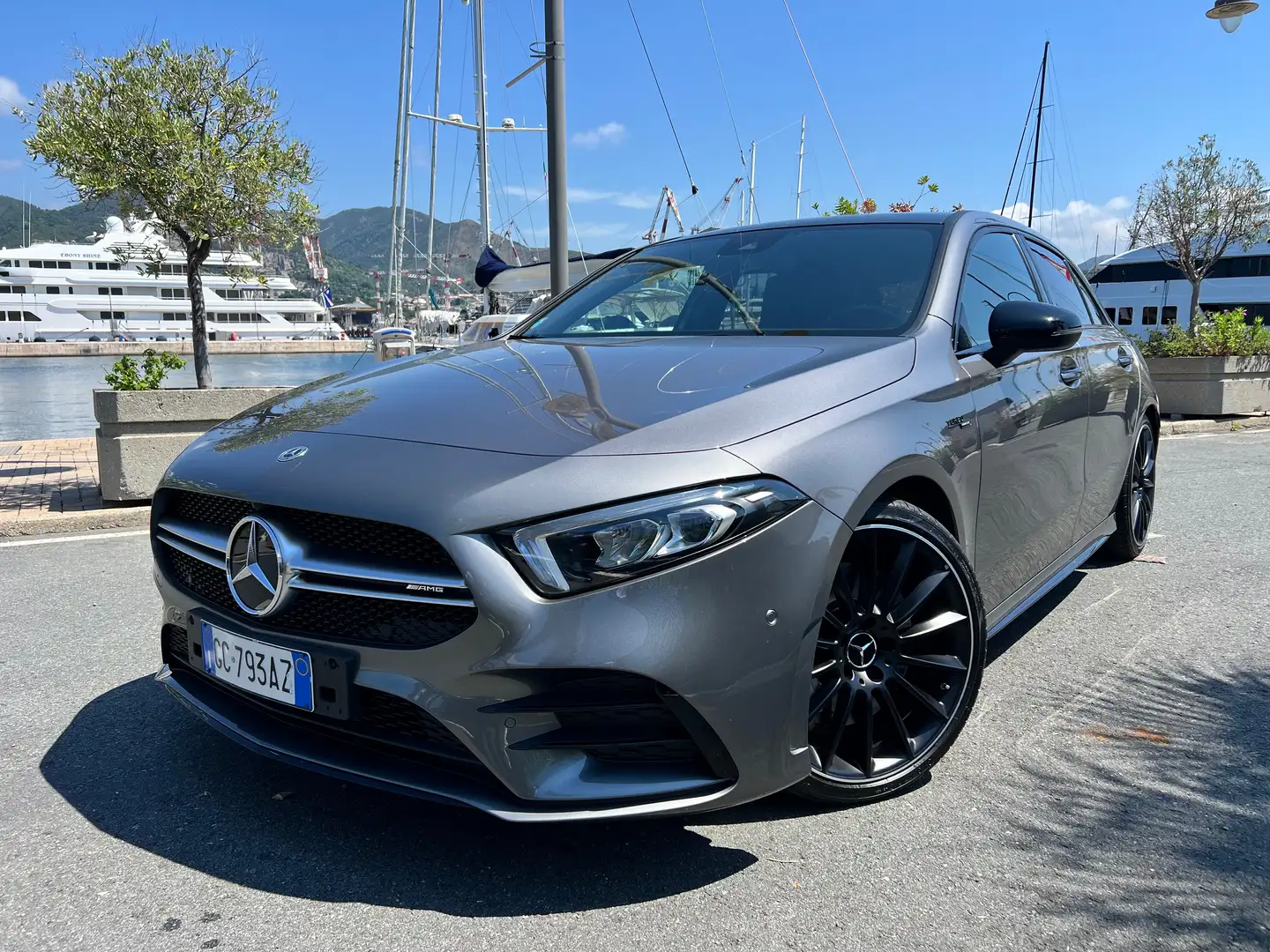Mercedes-Benz A 35 AMG 4matic auto tetto apribile cerchi 19" Szary - 1