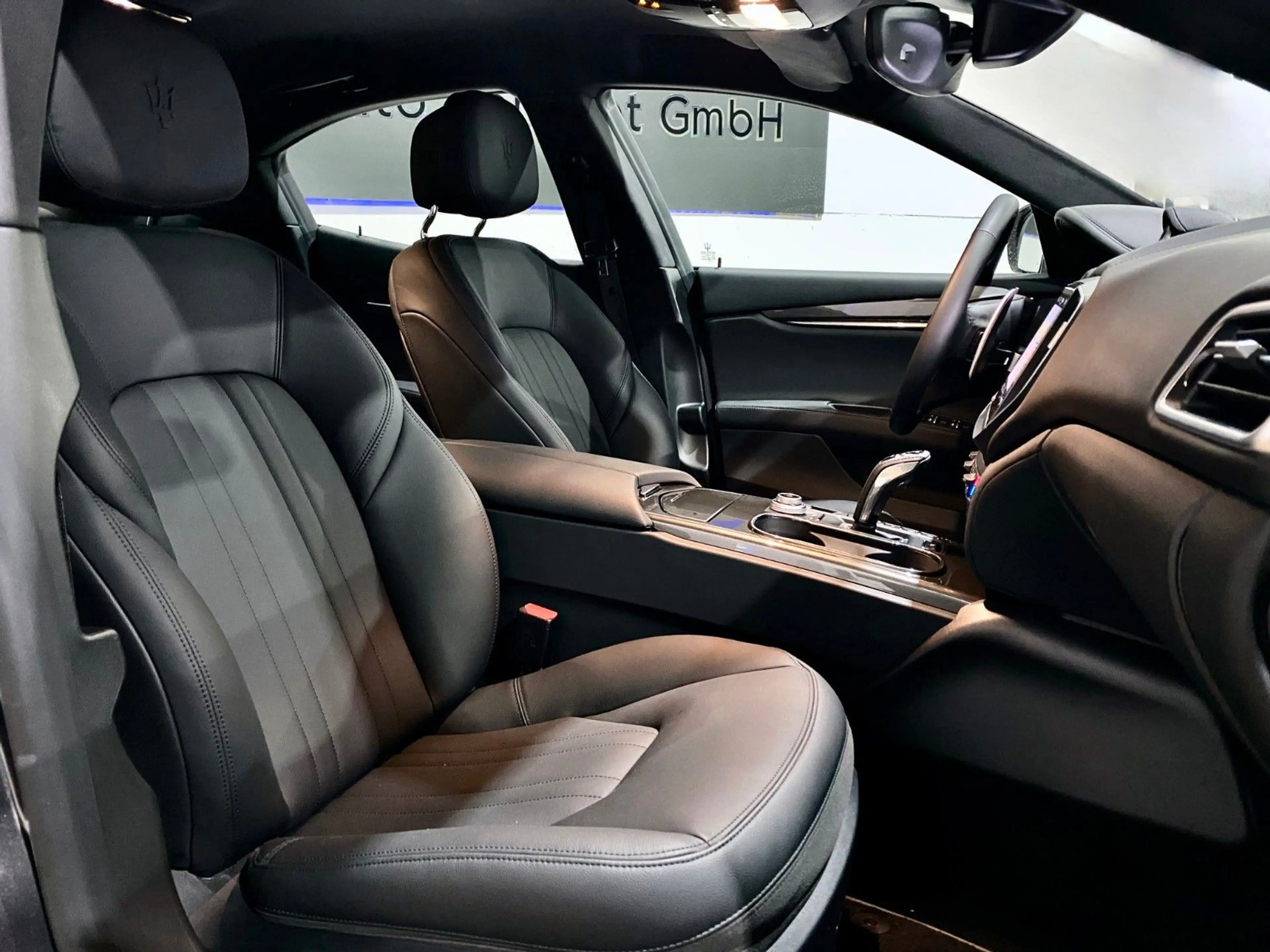 Maserati Ghibli Hybrid +LEDER+NAVI+RFK+ACC+CarPlay — photo 14