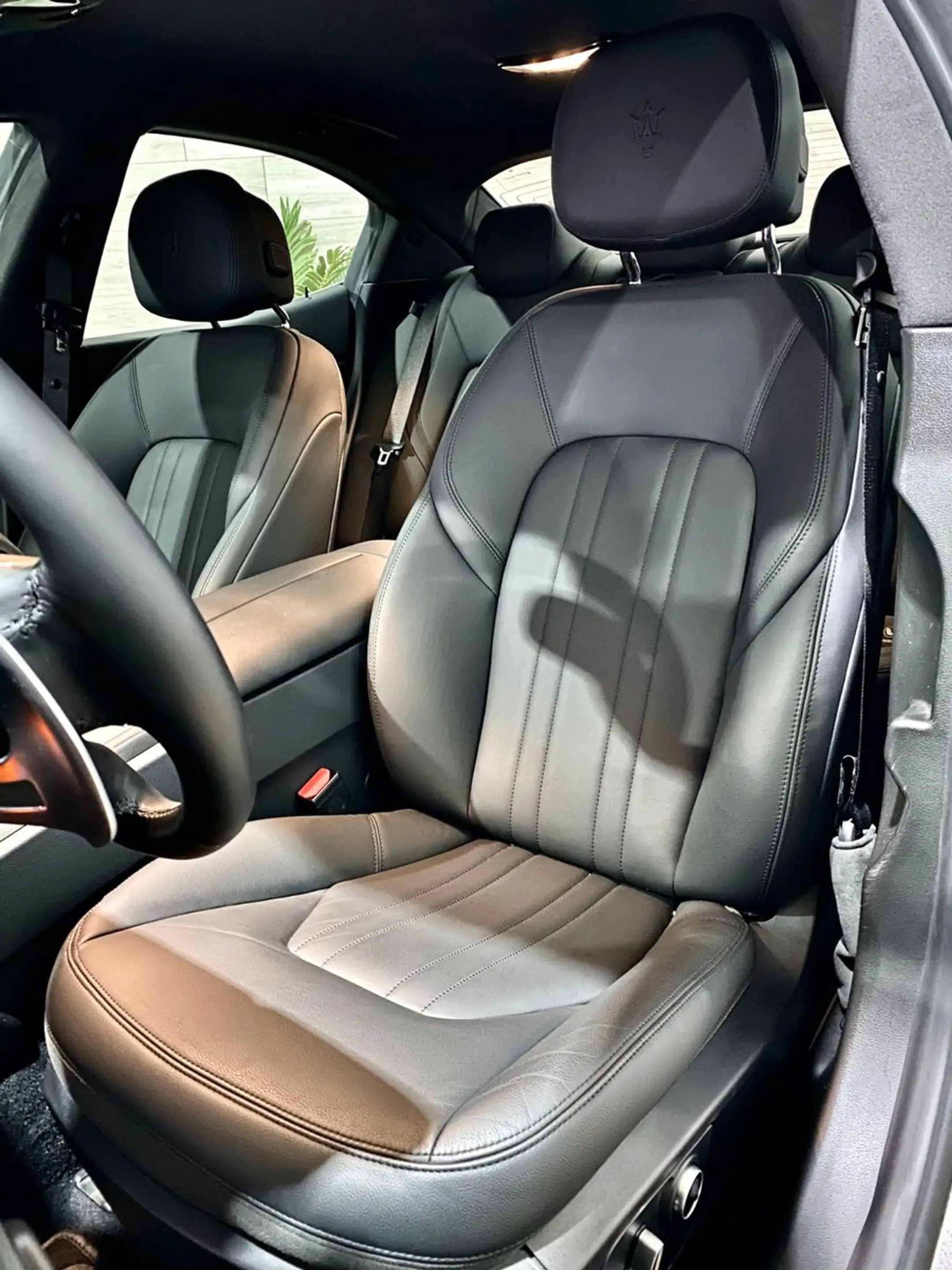 Maserati Ghibli Hybrid +LEDER+NAVI+RFK+ACC+CarPlay — photo 13