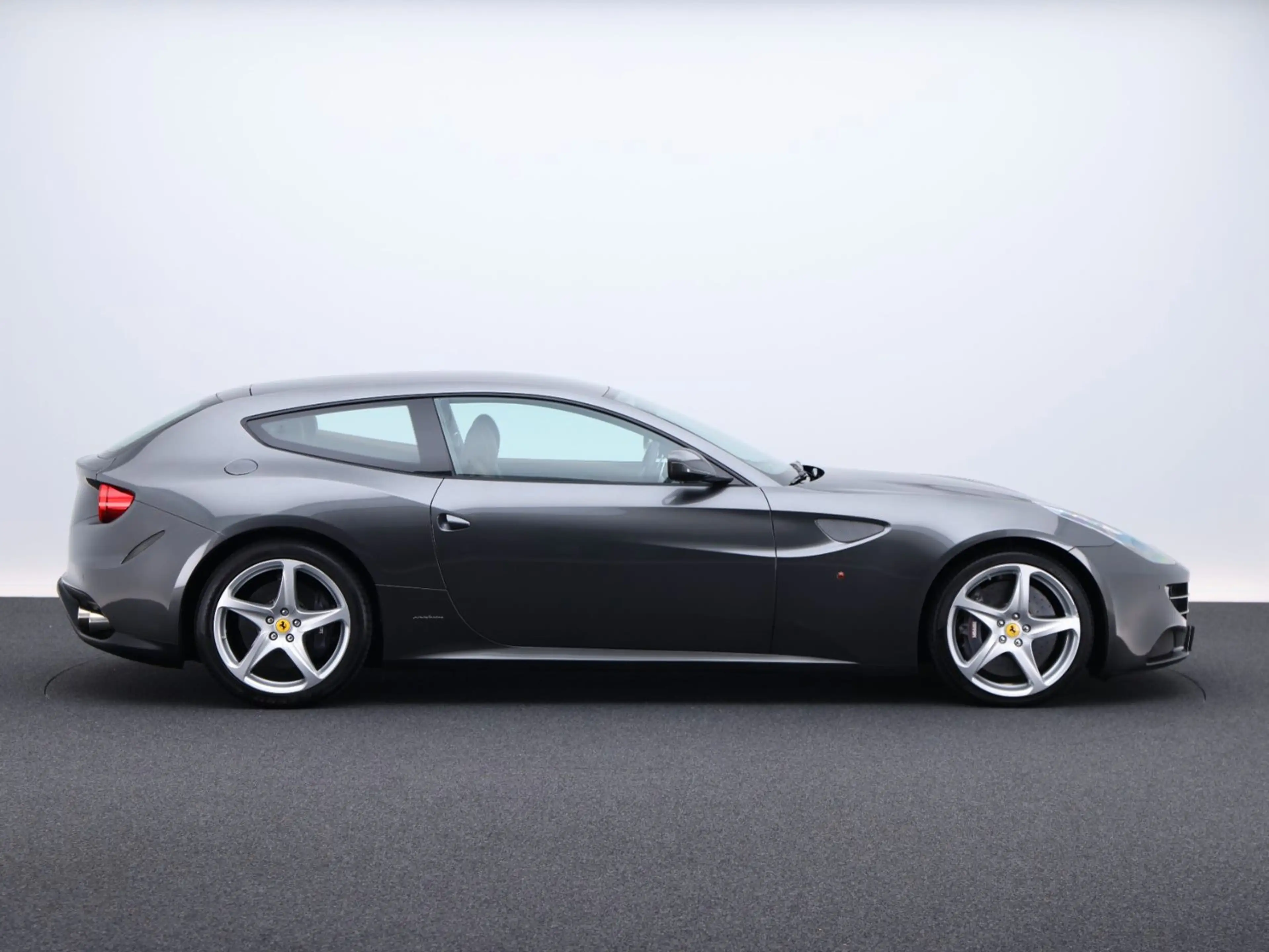 Ferrari FF ***Ferrari Frankfurt*** — photo 5