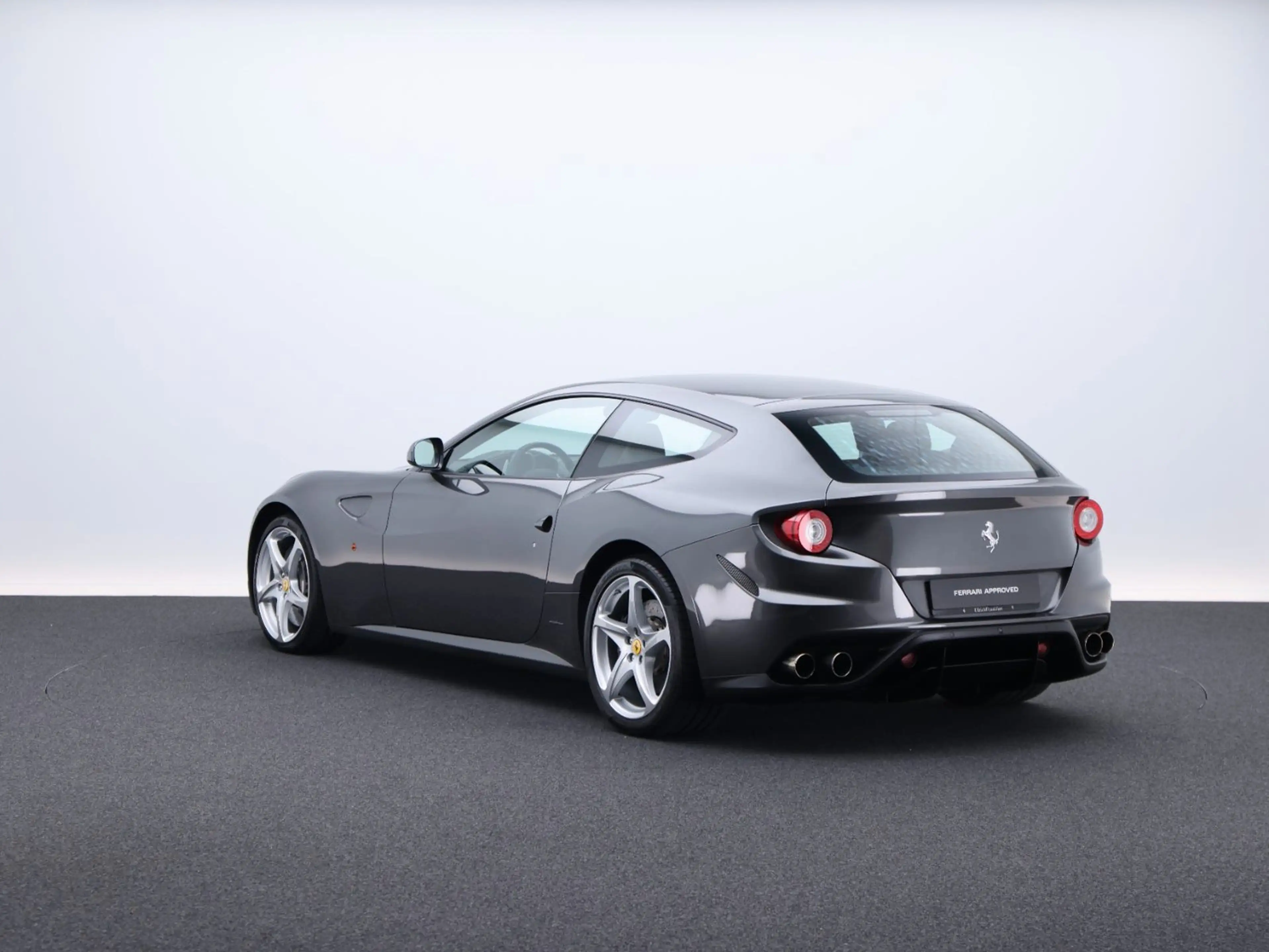 Ferrari FF ***Ferrari Frankfurt*** — photo 8