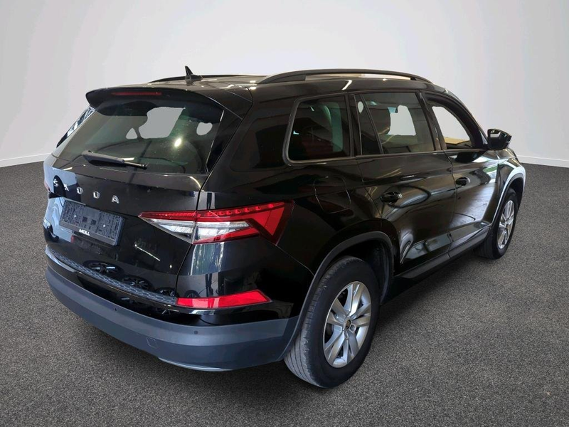 Skoda Kodiaq 2.0 TDI Ambition Matrix AHK ACC BLIS LED — photo 7