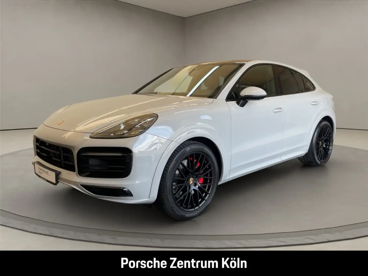 Porsche Cayenne GTS Coupe BOSE SportDesign Panoramadach Weiß - 1