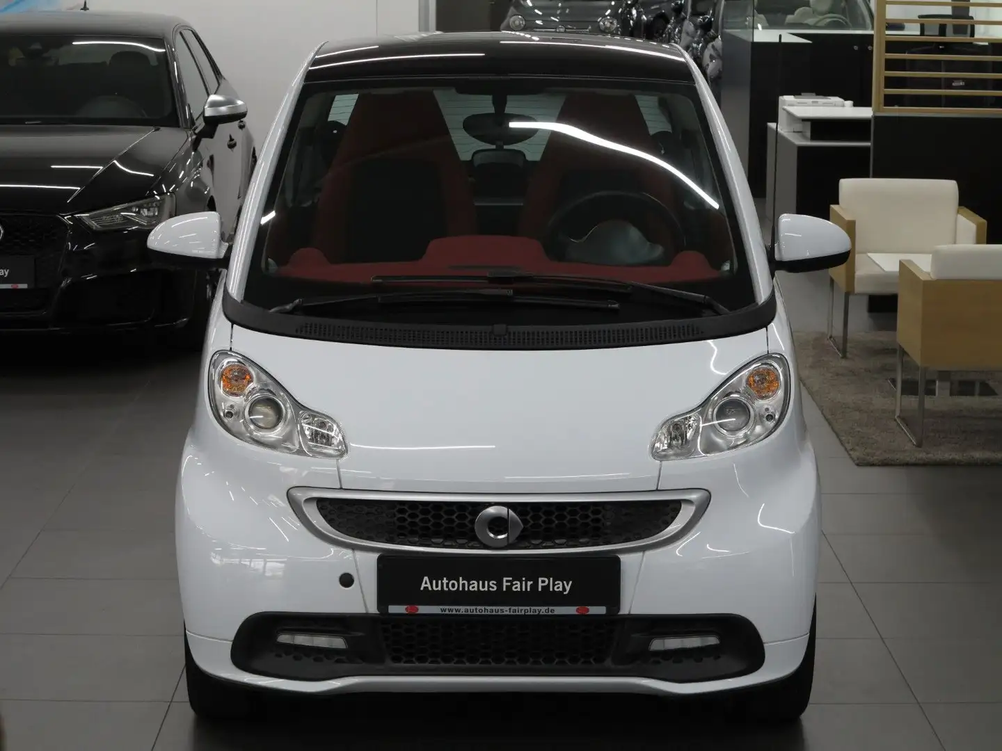 smart forTwo Coupe MHD AUT. SERVO/NAVI/SHZ/UNFALLFREI! Weiß - 2
