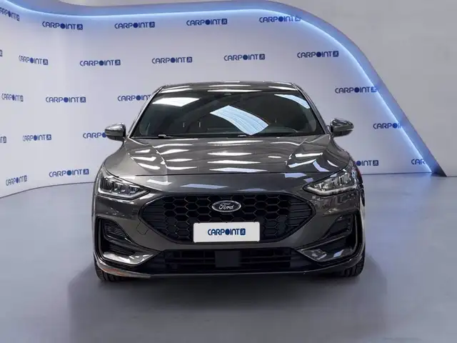 Ford Focus view 8