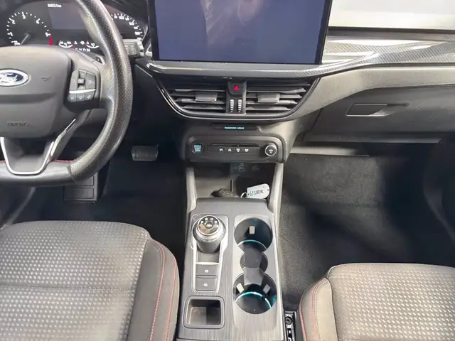 Ford Focus view 11