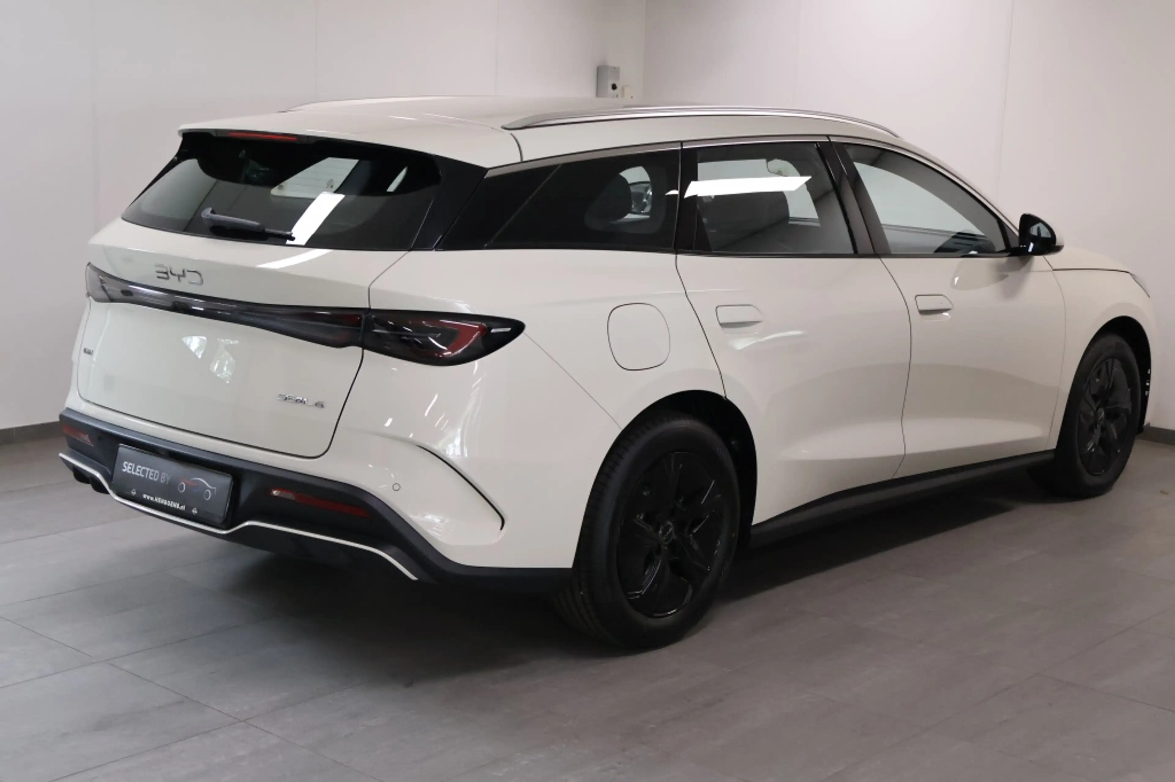 BYD Seal 6 Touring 1.5 DM-i Boost | NIEUW | VOORDEEL — photo 3