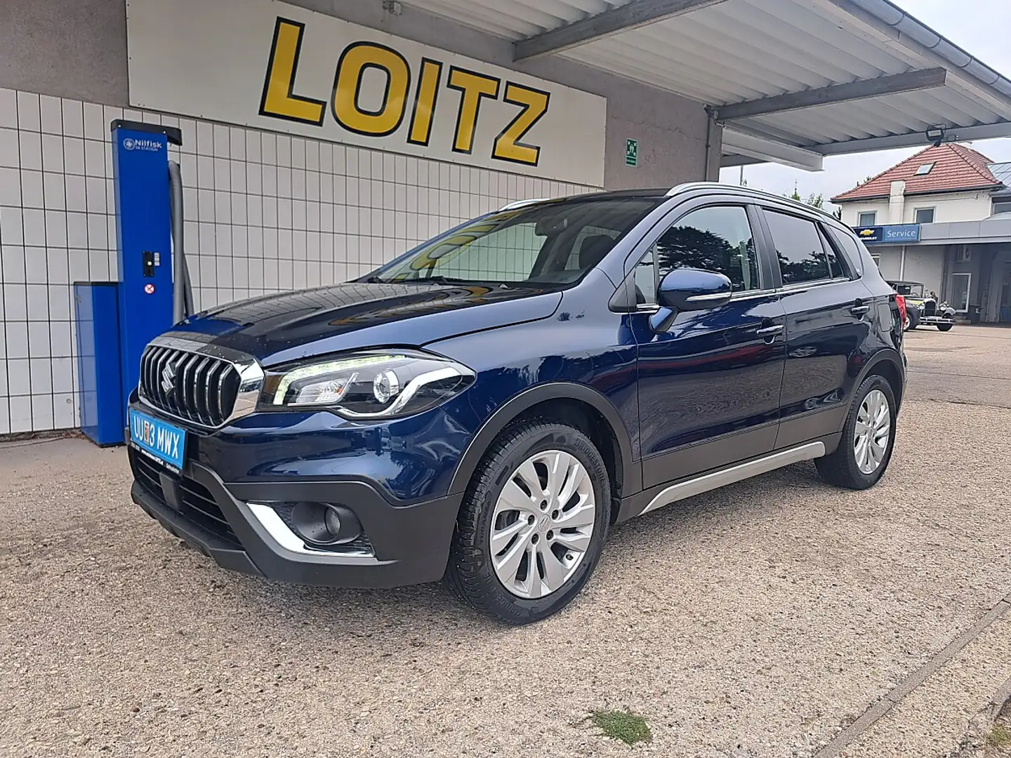 Suzuki SX4 S-Cross 1,0 DITC 4WD shine Blau - 1