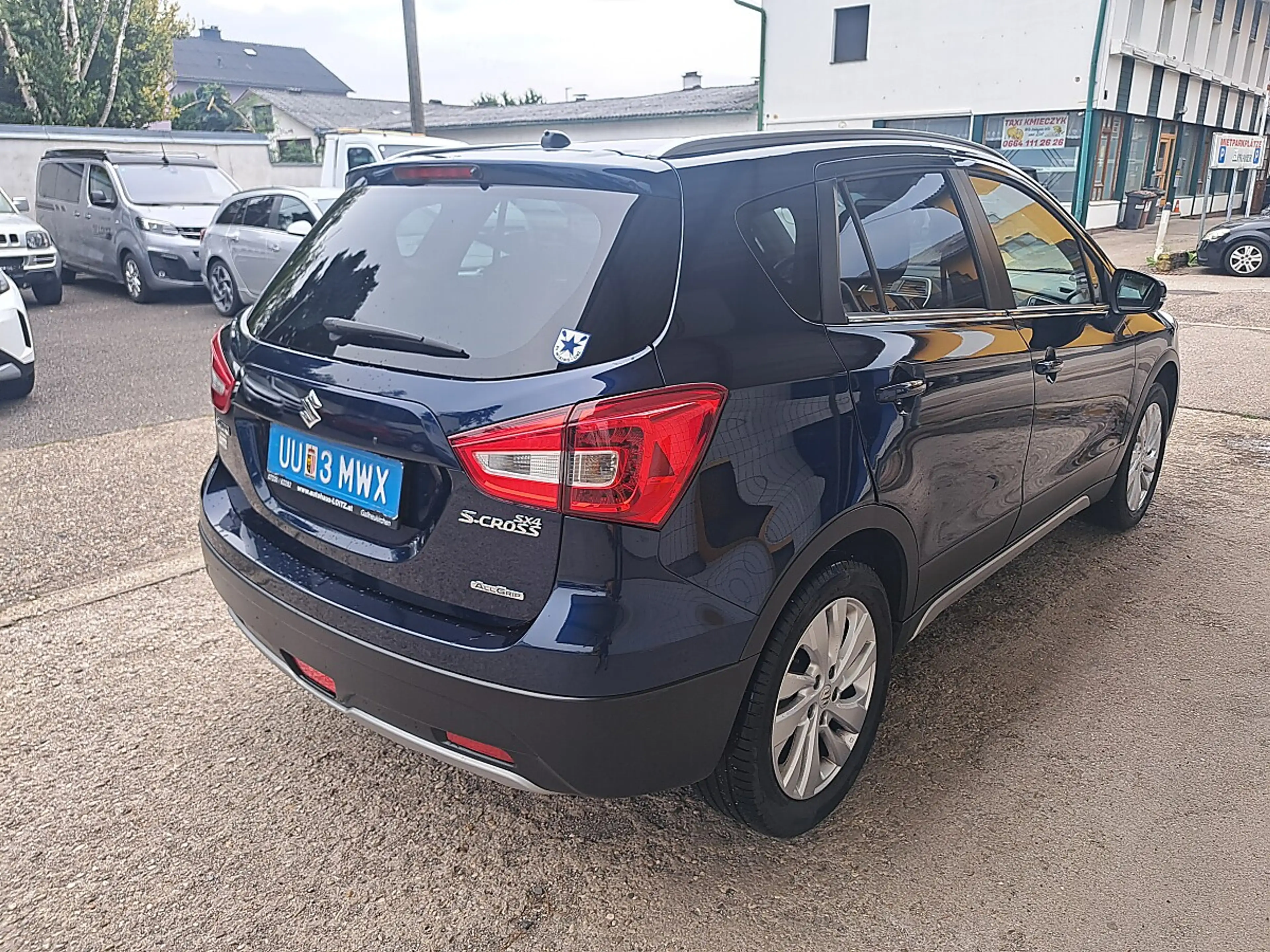 Suzuki SX4 S-Cross 1,0 DITC 4WD shine — photo 5