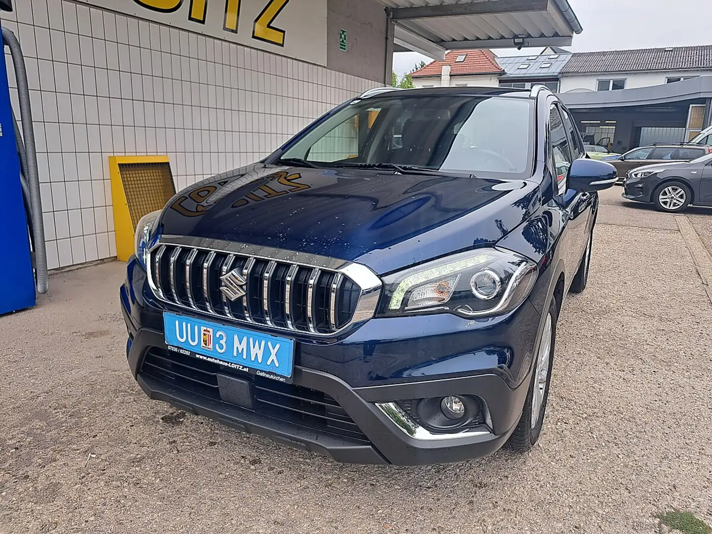 Suzuki SX4 S-Cross 1,0 DITC 4WD shine Blau - 2